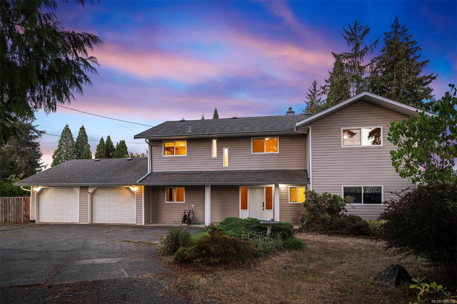 Flexible living space on a private park-like  .83 acre lot