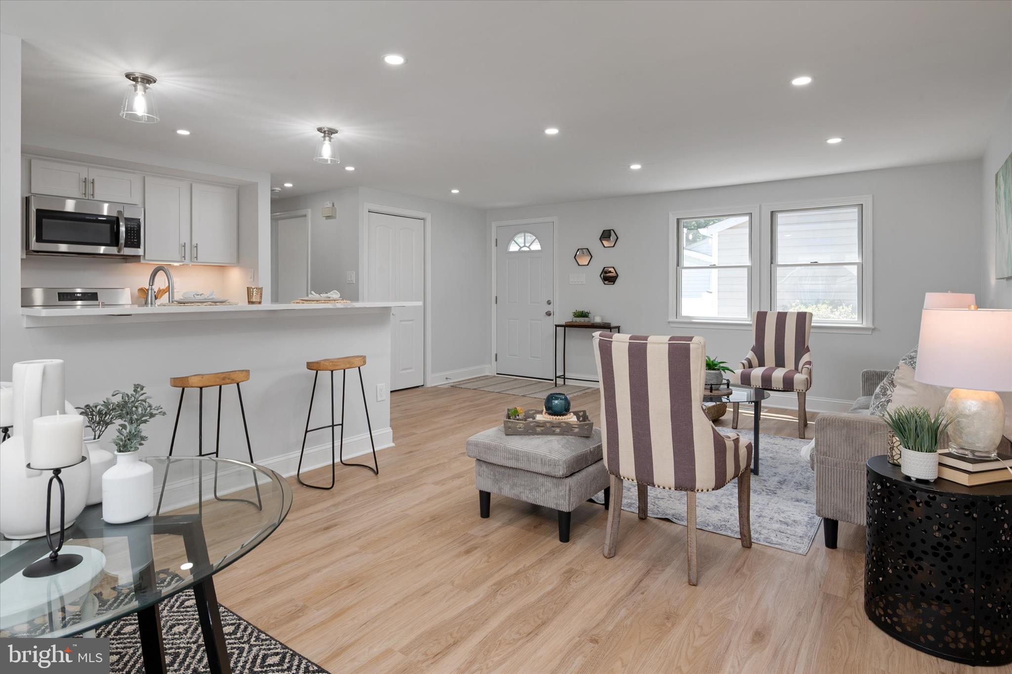 Freshly Renovated Living in the Heart of Severna Park