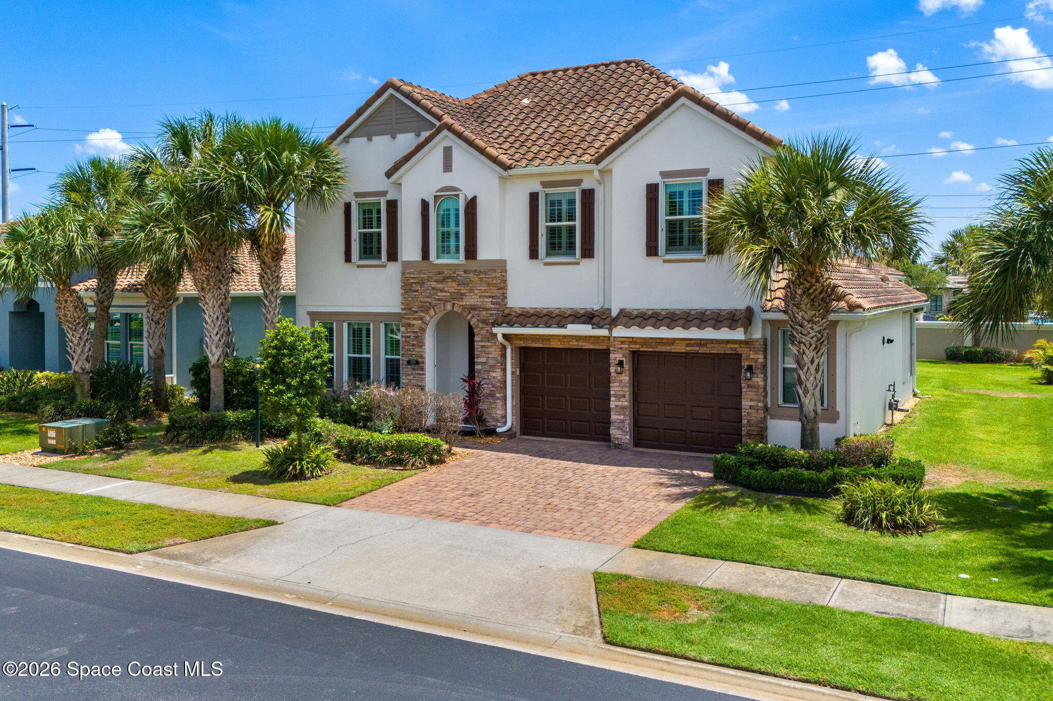 Spacious 5BR Coastal Home with Loft, Bonus Room & Lanai