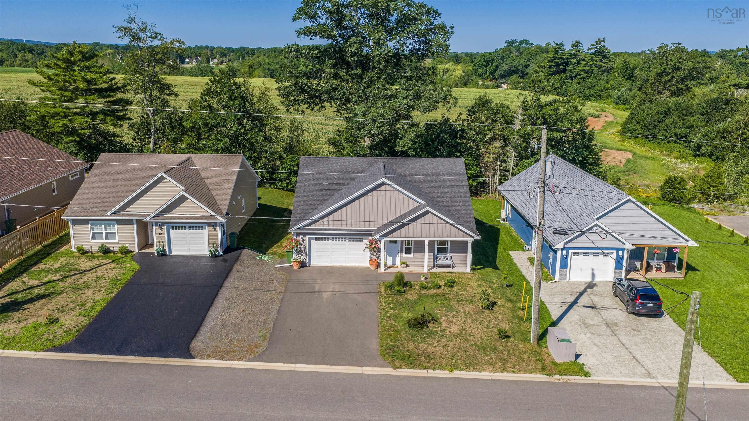 5-year-young North Kentville home for single-level living