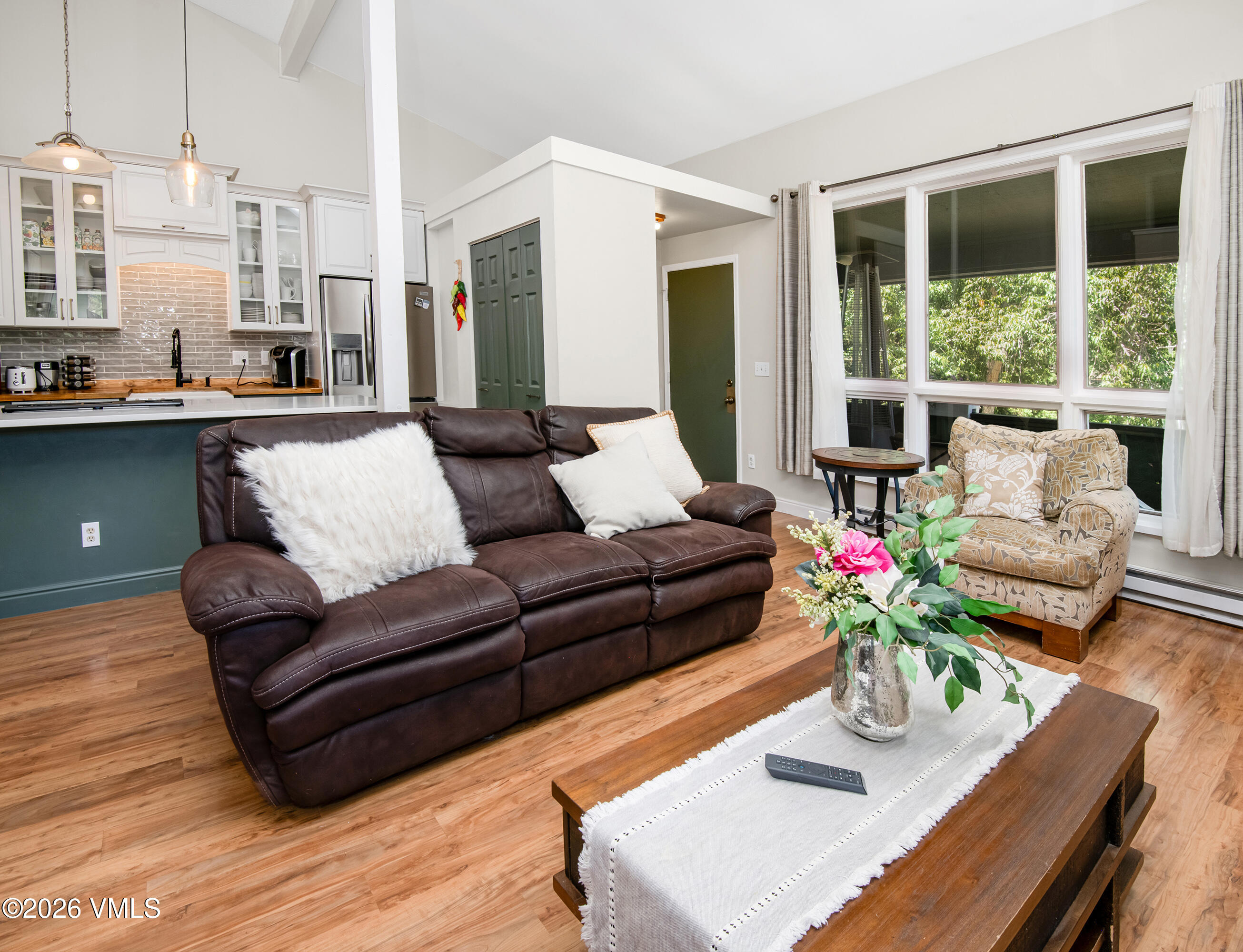 Quiet Comfort: Top-Level Eagle-Vail Retreat