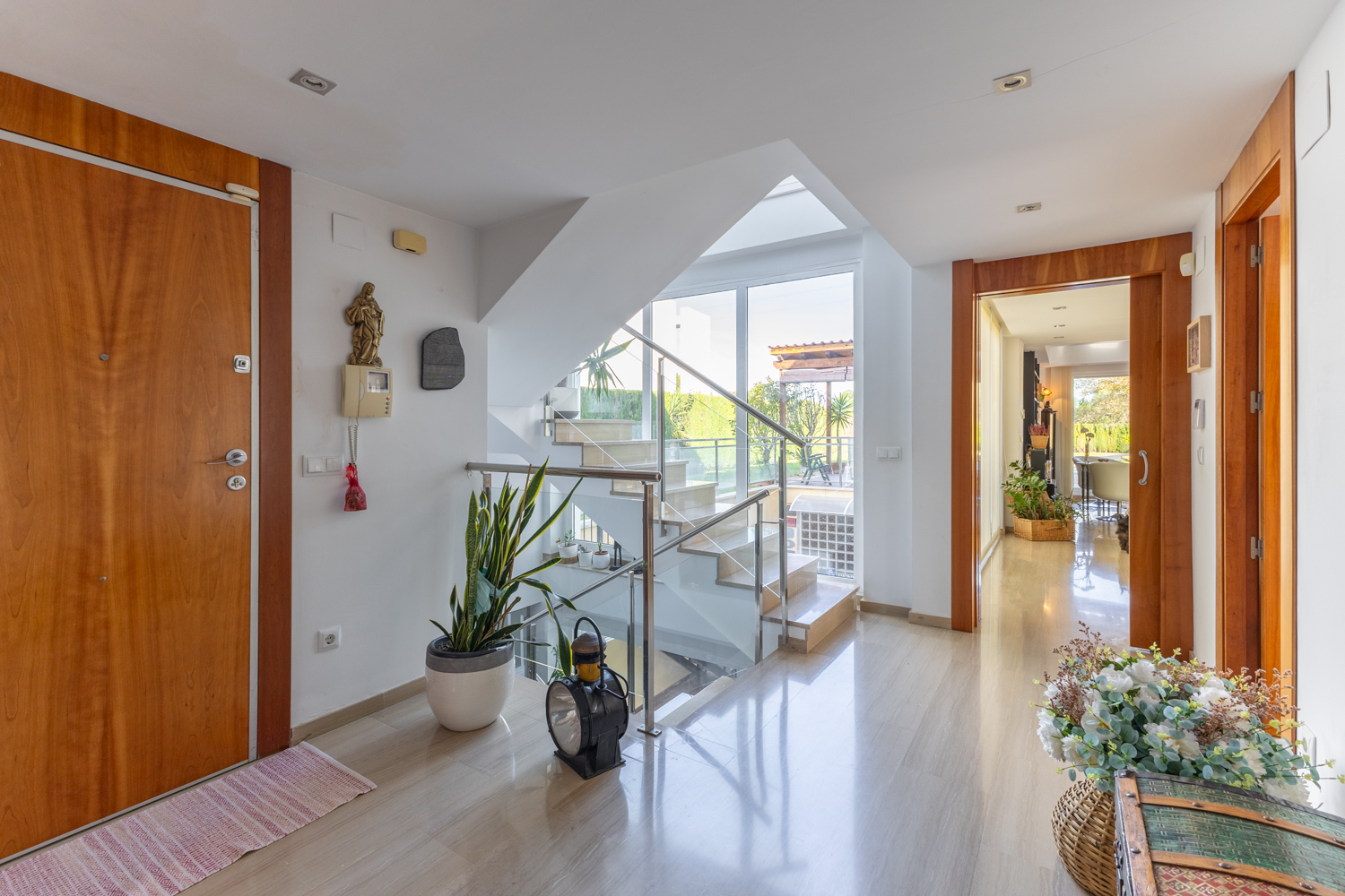 Front-row golf course property with a pool and barbecue, Torre en Conill, Valencia