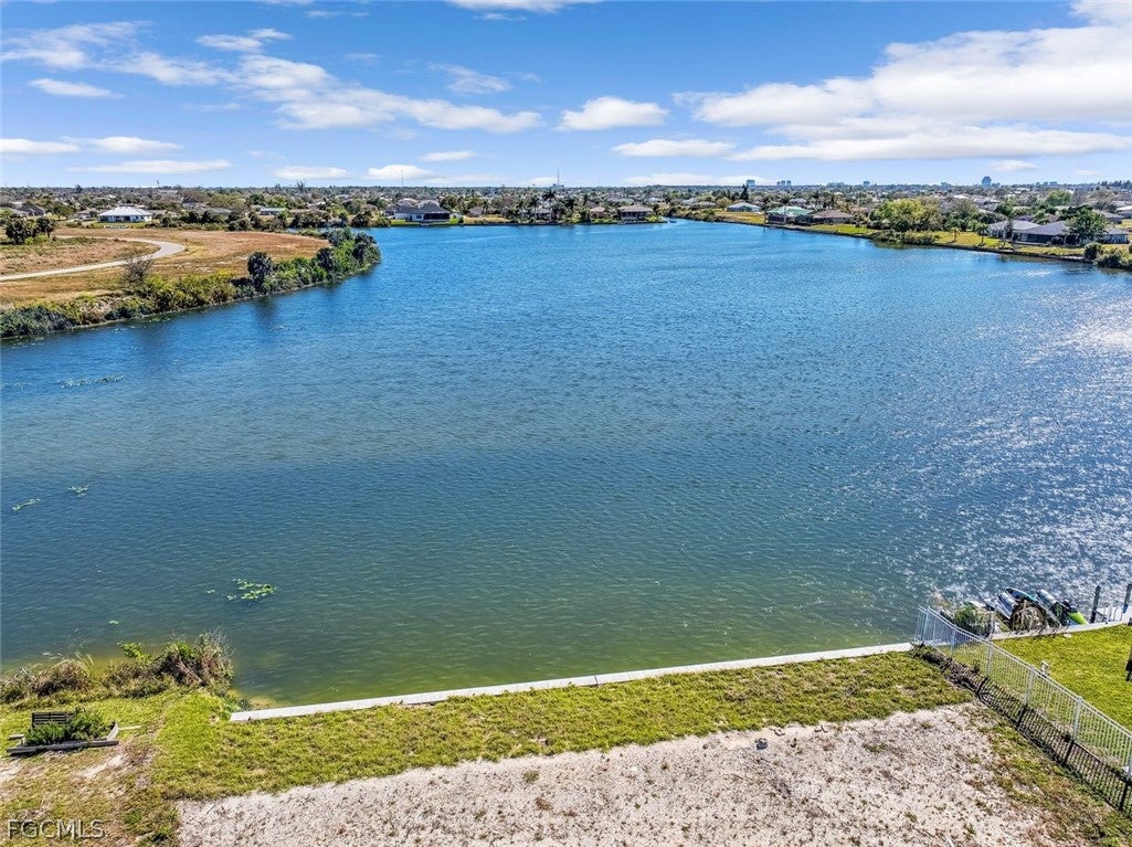 Stunning Lake Lot in Cape Coral
