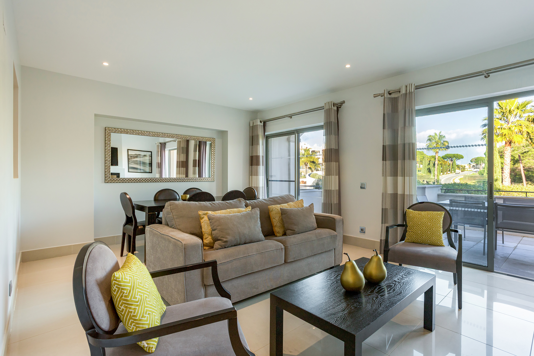 Two-bedroom apartment for annual rent