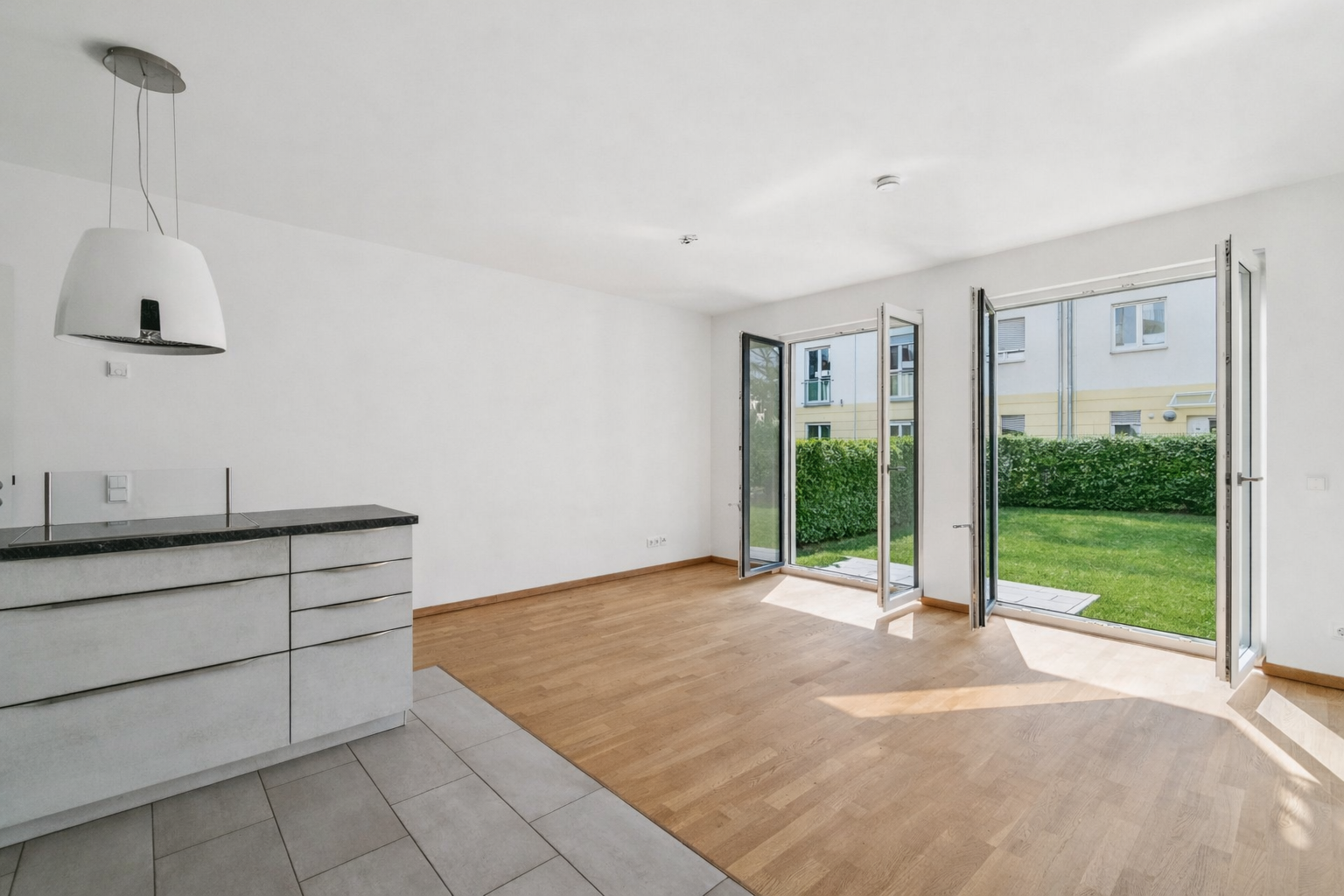 Helle Erdgeschosswohnung mit Garten in den Lankwitzer Hofgärten