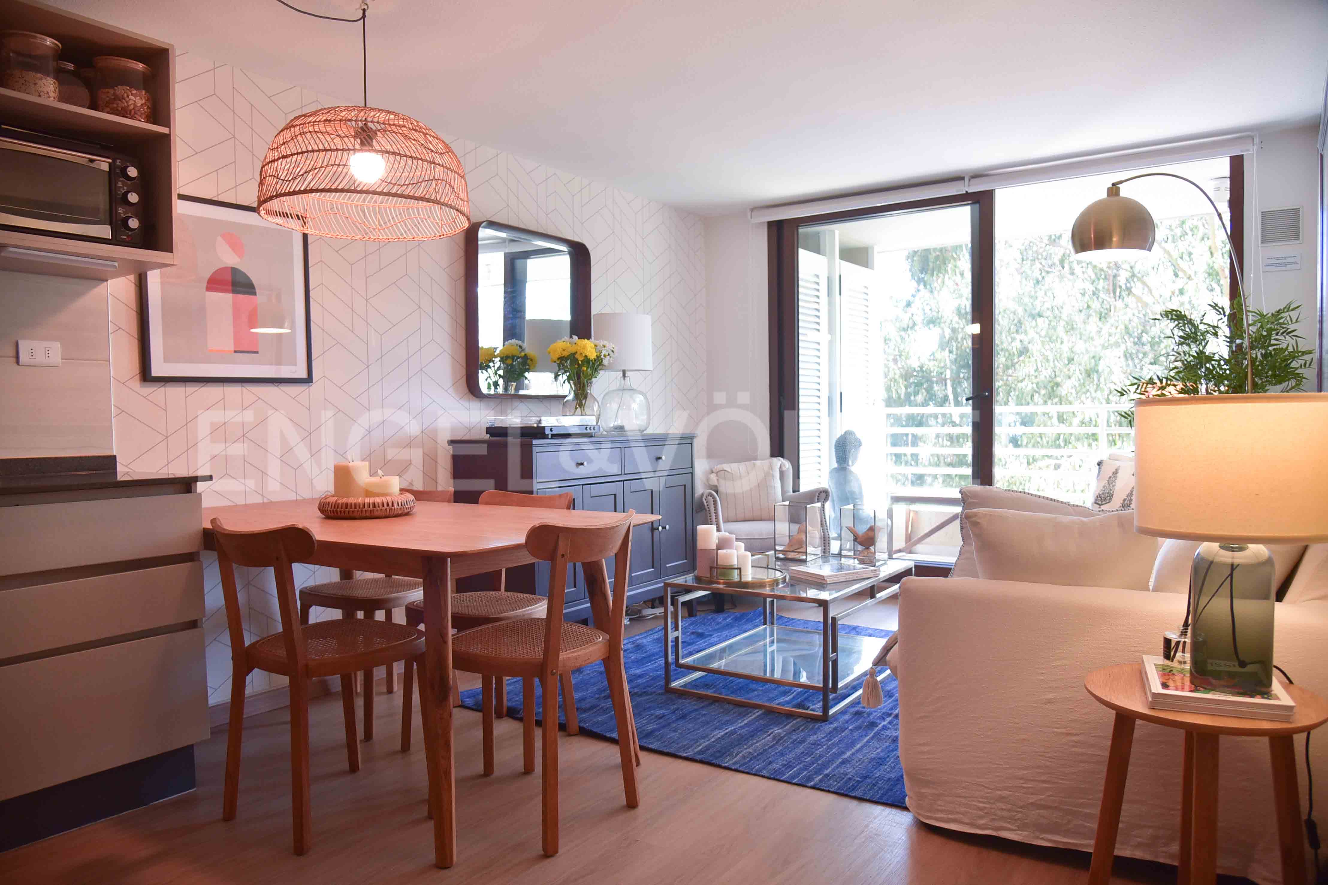 Costa Algarrobo, impecable, remodelado.