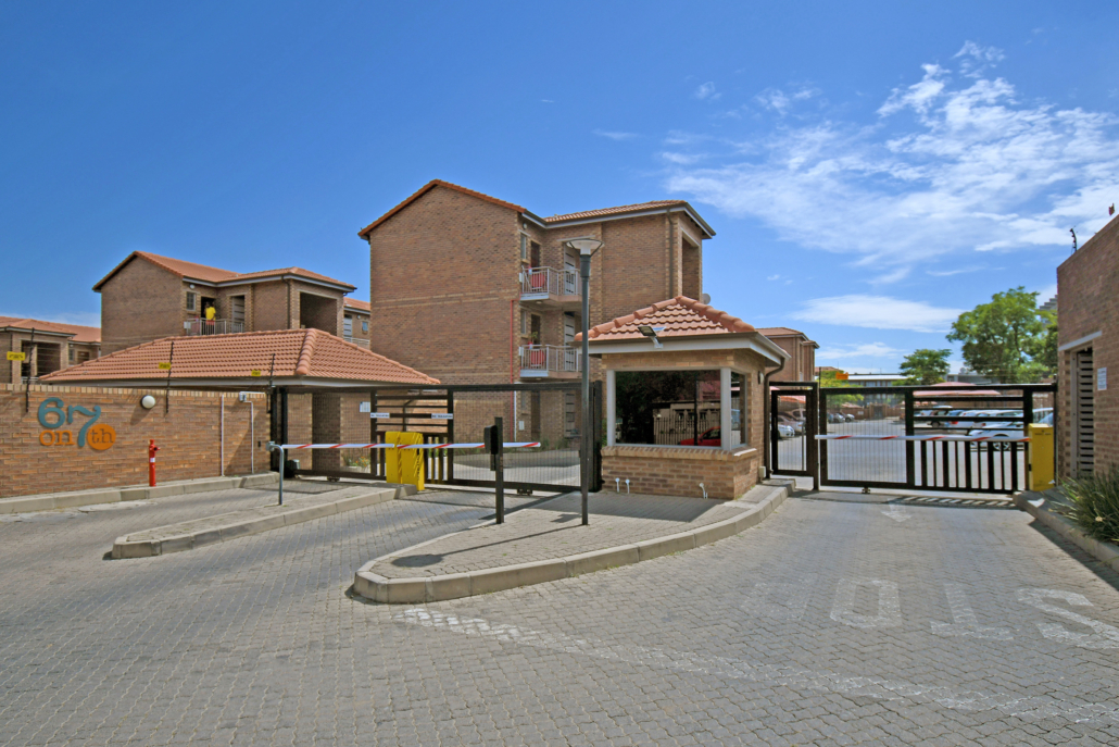 2Bed 1 Bath Apartments - NO COSTS