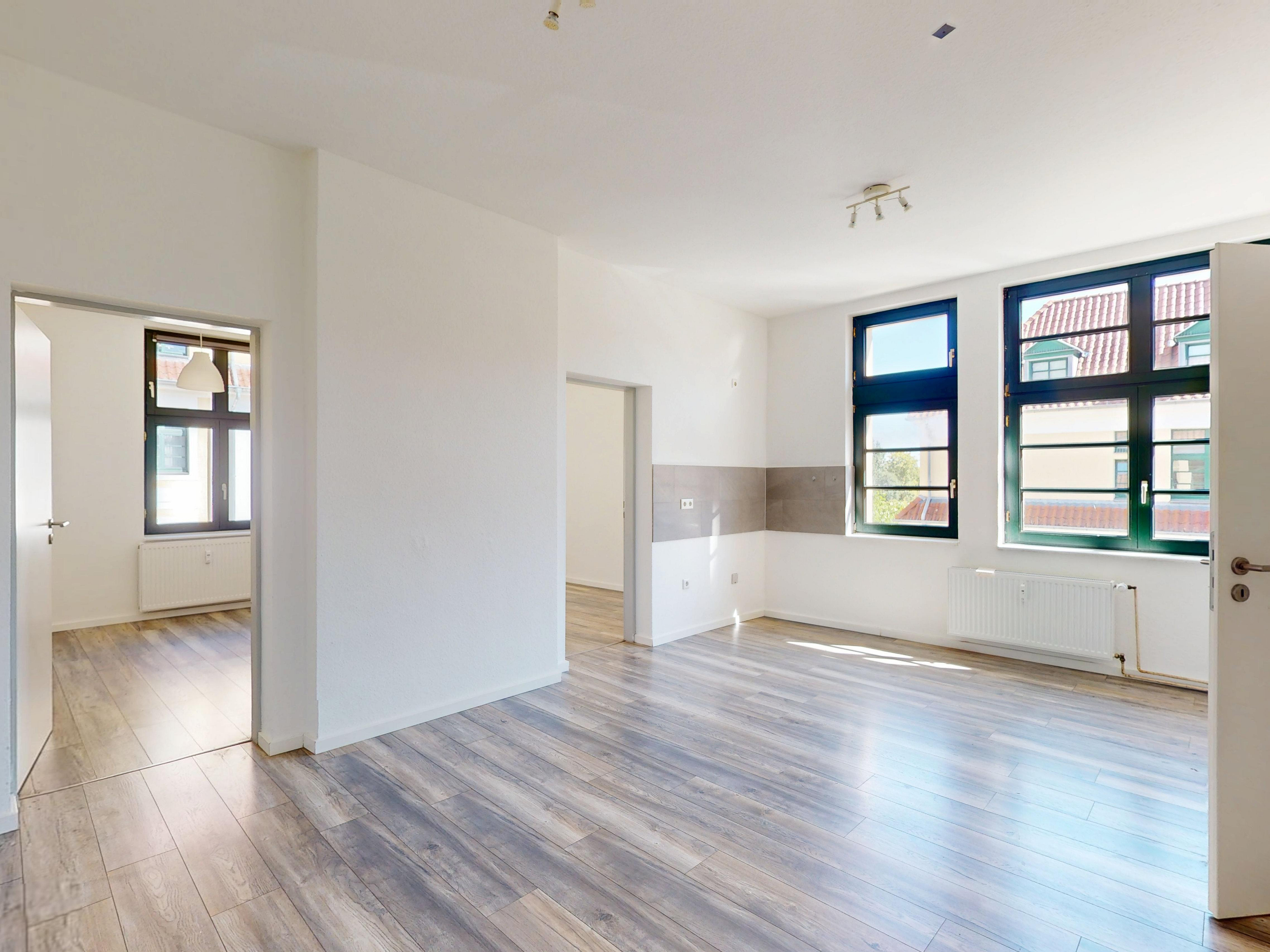 Renovierte Wohnung mit Stellplatz und Gartennutzung in einem denkmalgeschützten Gebäude