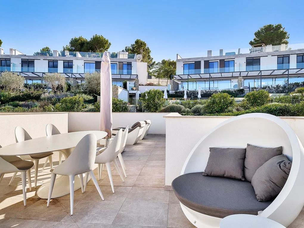 Moderne Villa mit Garten fussläufig zum Strand