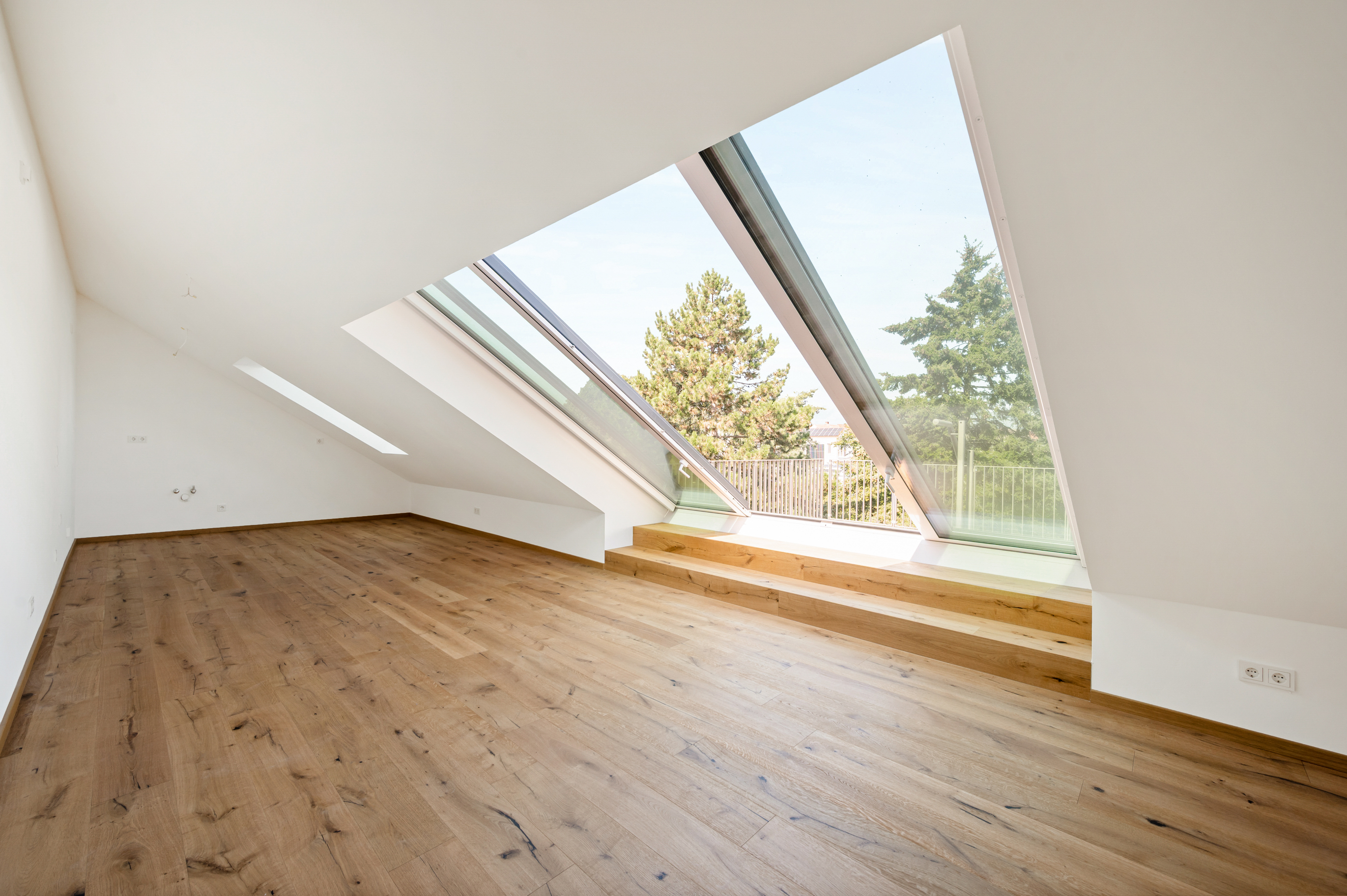 Panoramablick trifft Wohnkomfort: Exklusive 4-Zimmer-Neubauwohnung mit Dachterrasse!