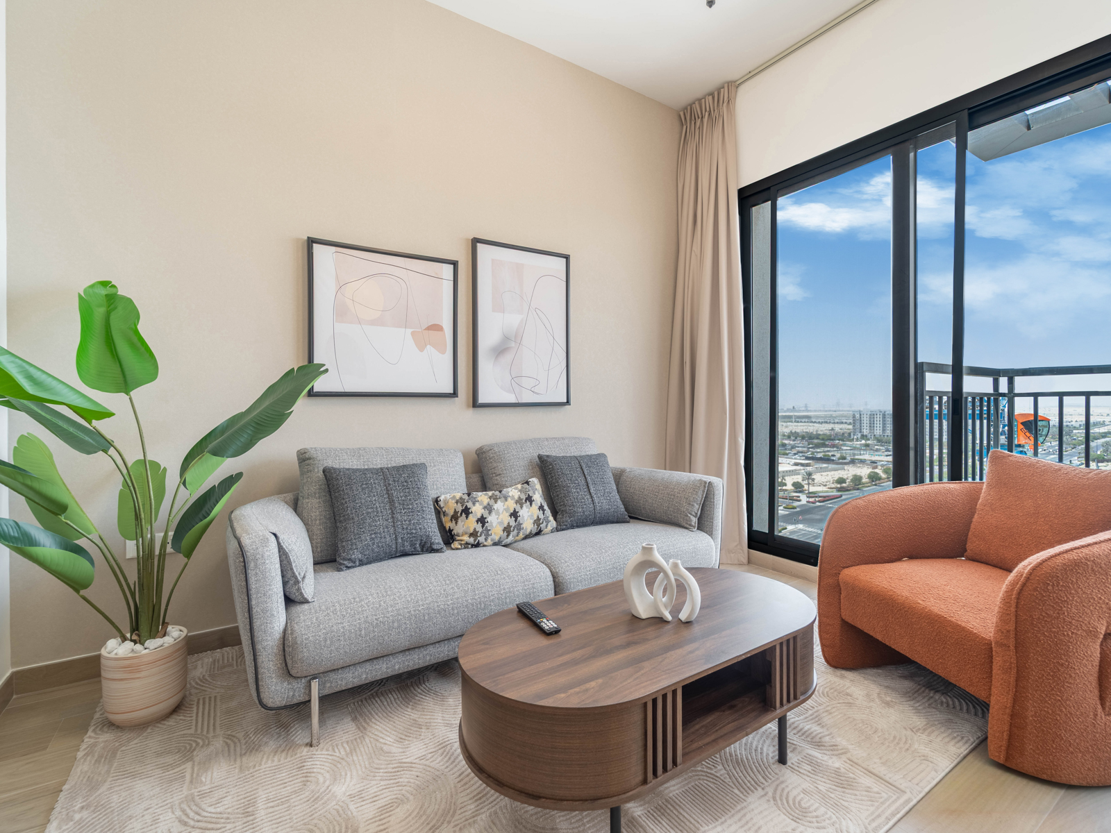 Modern | Fully Furnished | Ready to move in