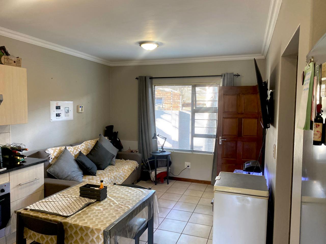 Spacious 2 bedroom apartment
