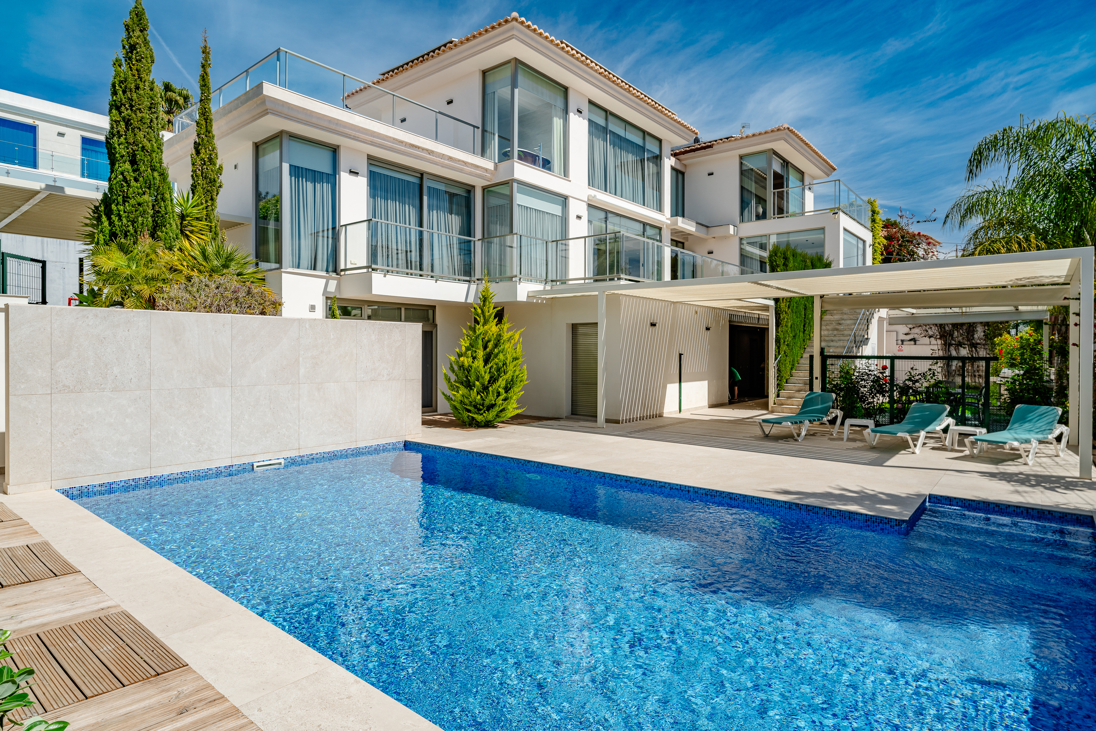 Luxury villa with sea views and maximum privacy