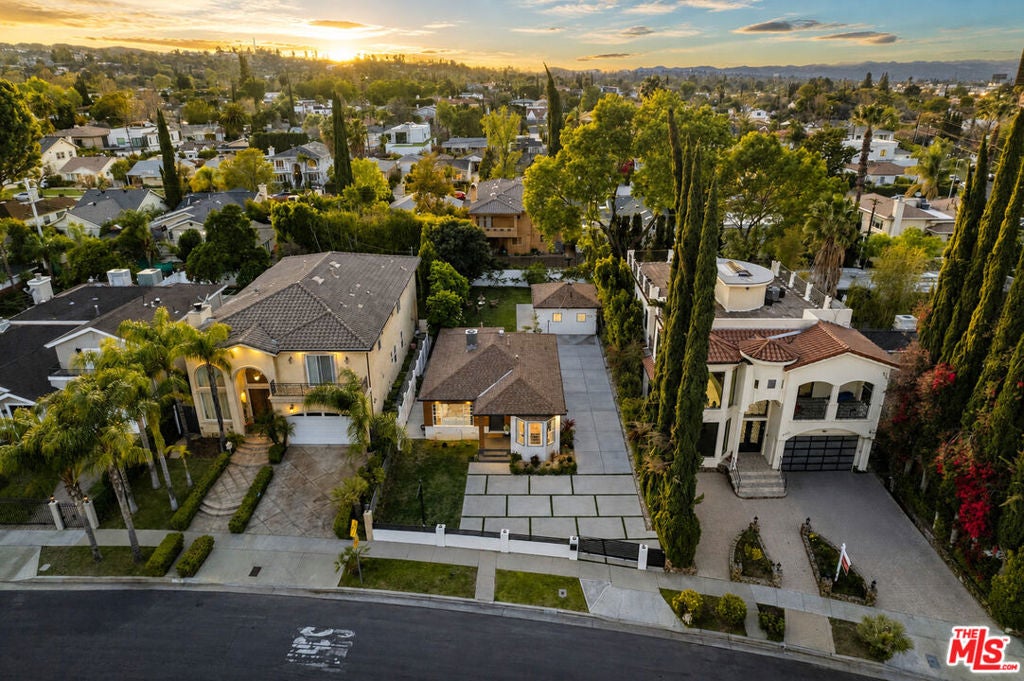 Stylish Remodeled Home with ADU in South of the Boulevard