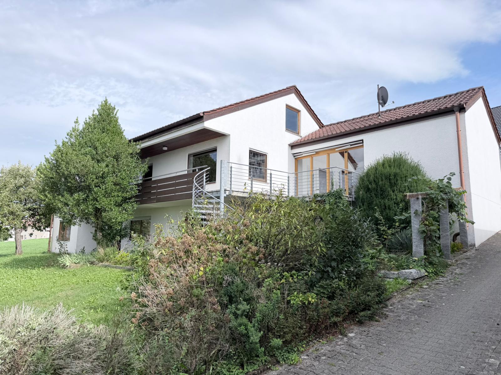 Familienidylle in Baindt – Großzügiges Wohnen mit Aussicht!