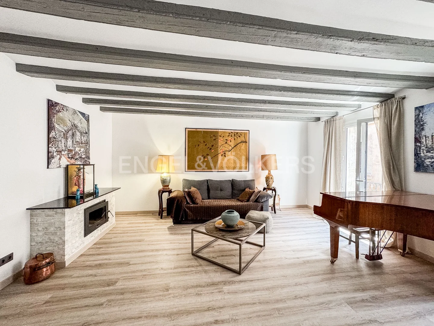 Ideal temporary apartment on Passeig Colom. July 15th