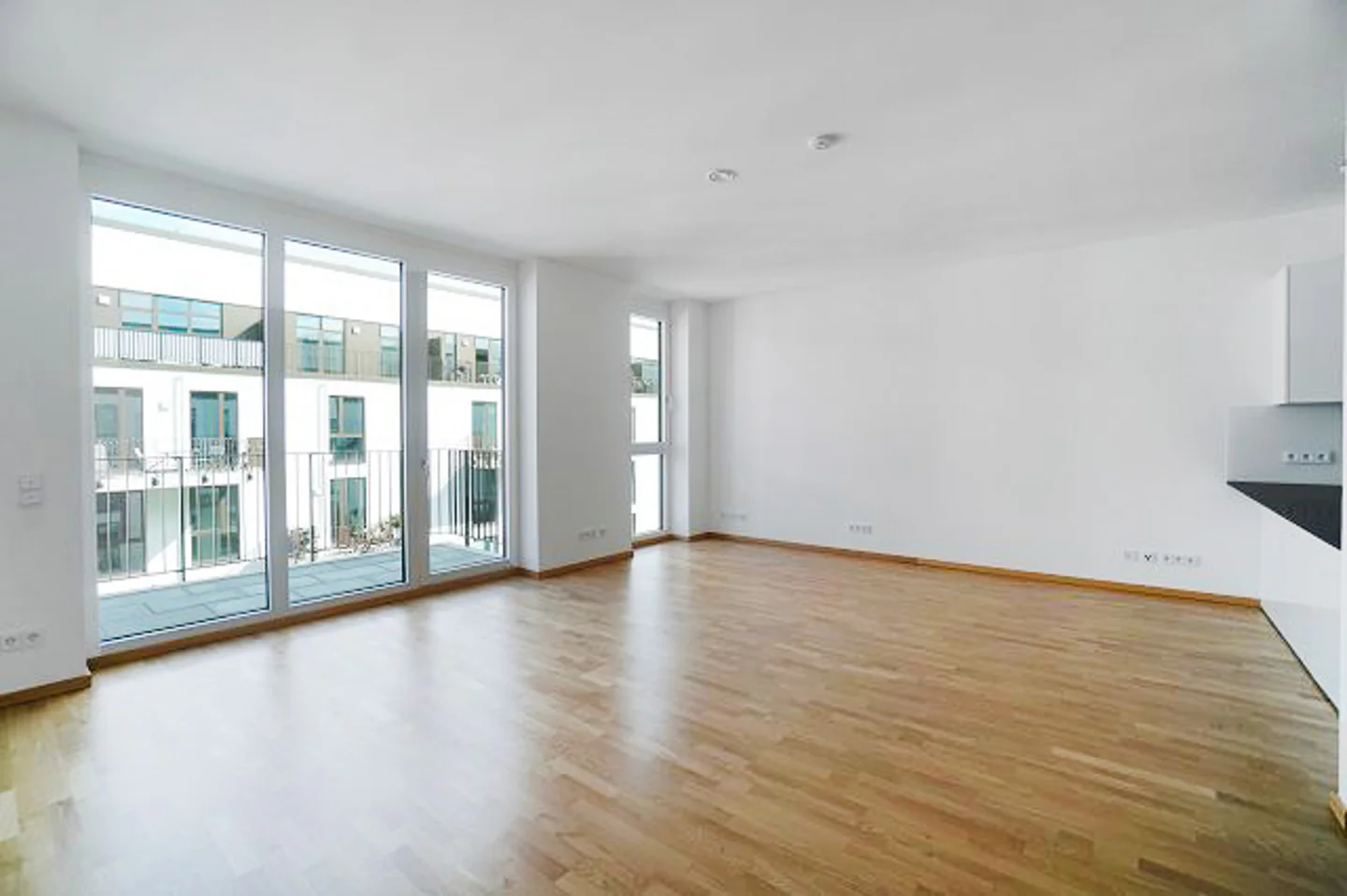 Wohnen im Herzen von Berlin - Modernes Refugium mit hochwertiger Ausstattung - Photo 2
