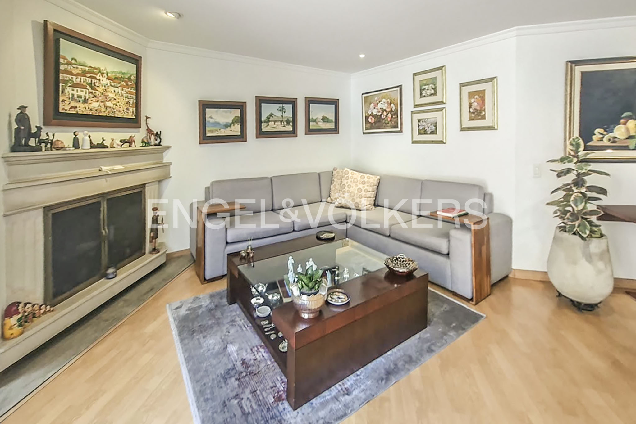 Apartamento con terraza para venta en San Patricio