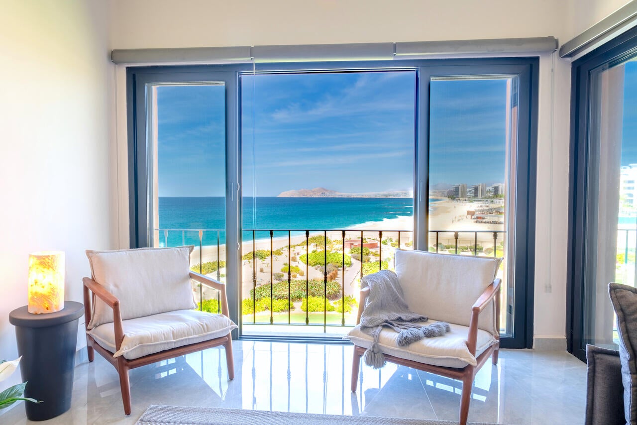 Casa del Mar Oceanfront Penthouse Las Olas 302