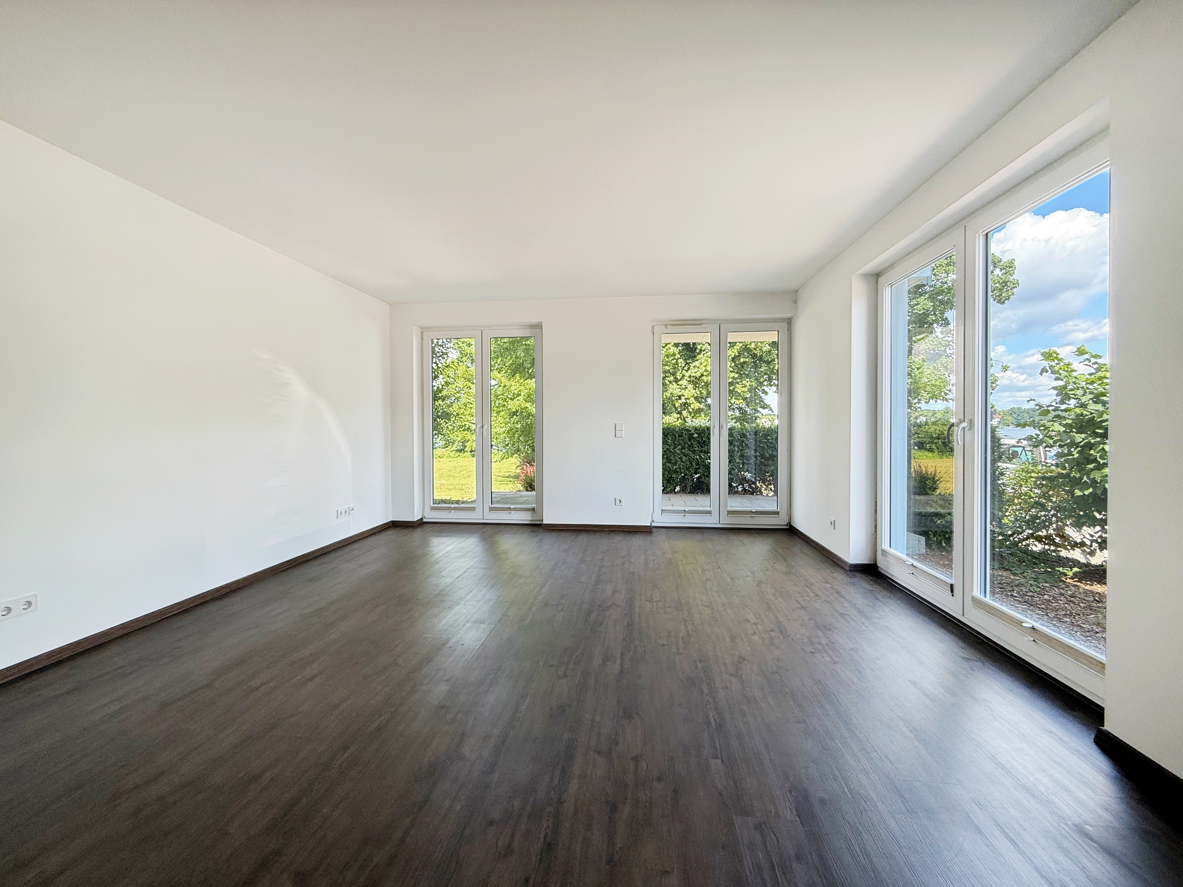 Großzügige 2-Zimmer-Wohnung am Dämeritzsee