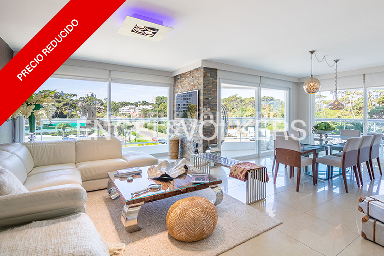 Incredible apartment in Acuarela Tower