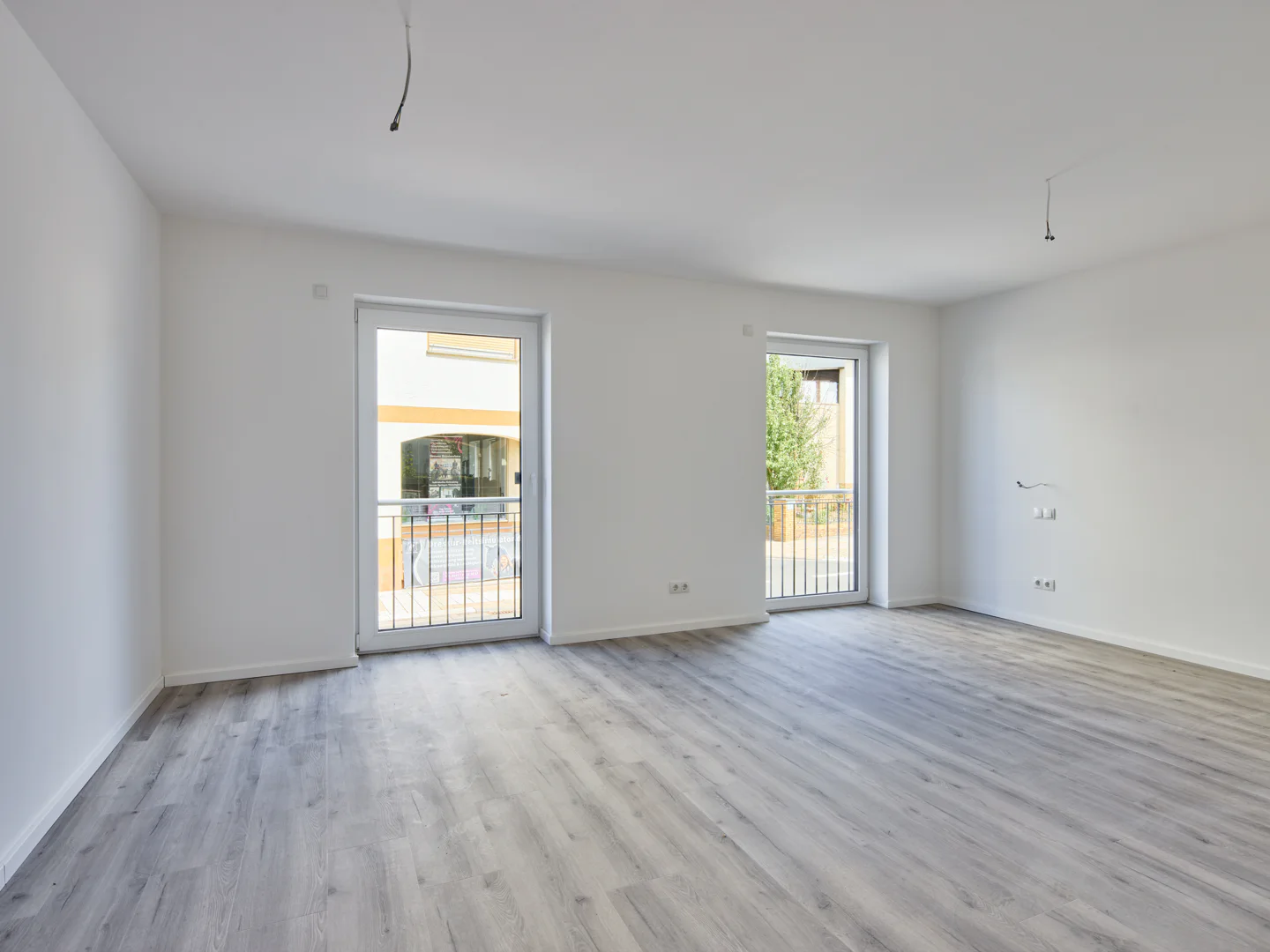 Großzügige Architektenwohnung mit viel Licht und Terrasse - Photo 2