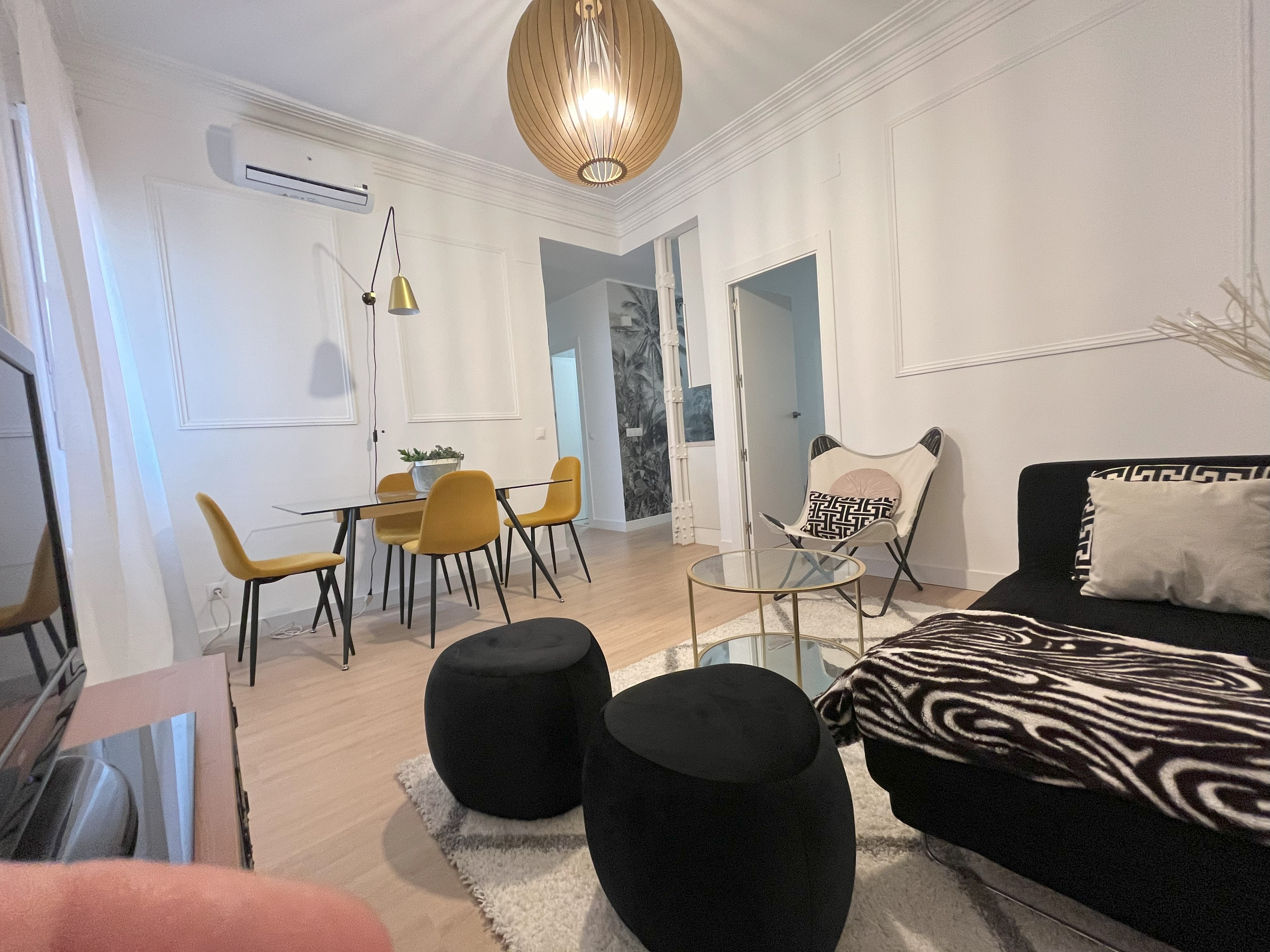 Beautiful 2-bed, 2-bath apartment – Short stay near Rosales