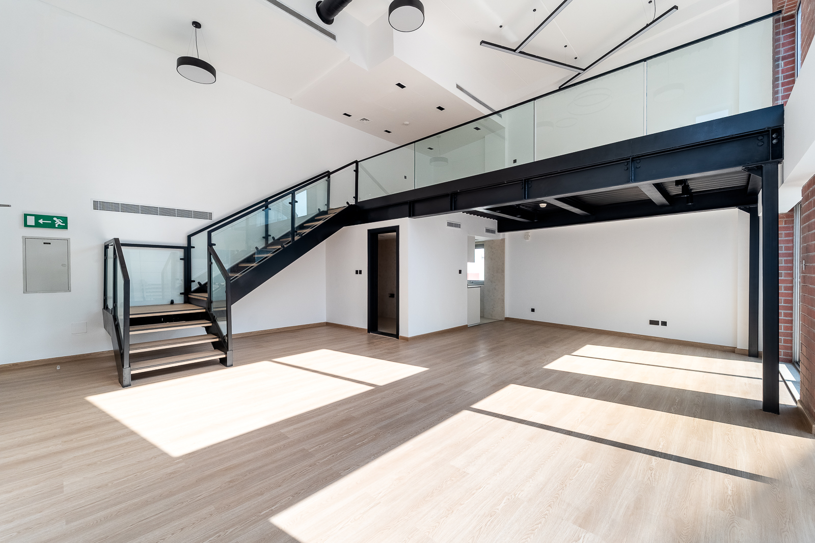 Low-Rise | DDA Freezone | Loft Architecture