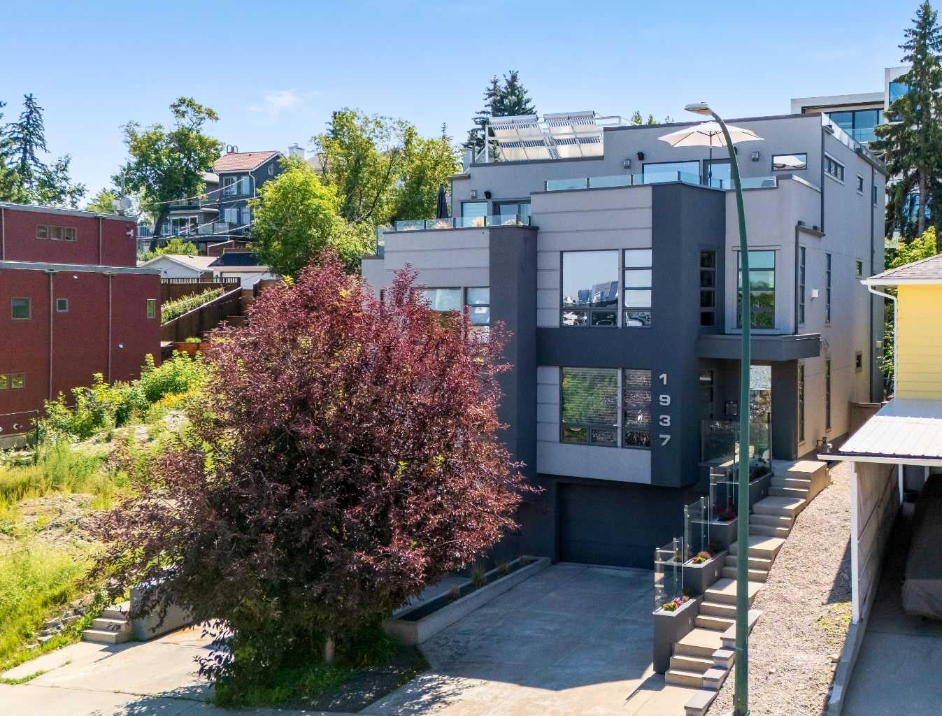 Breathtaking Calgary Skyline Views | Elevator | 3,500+ SF
