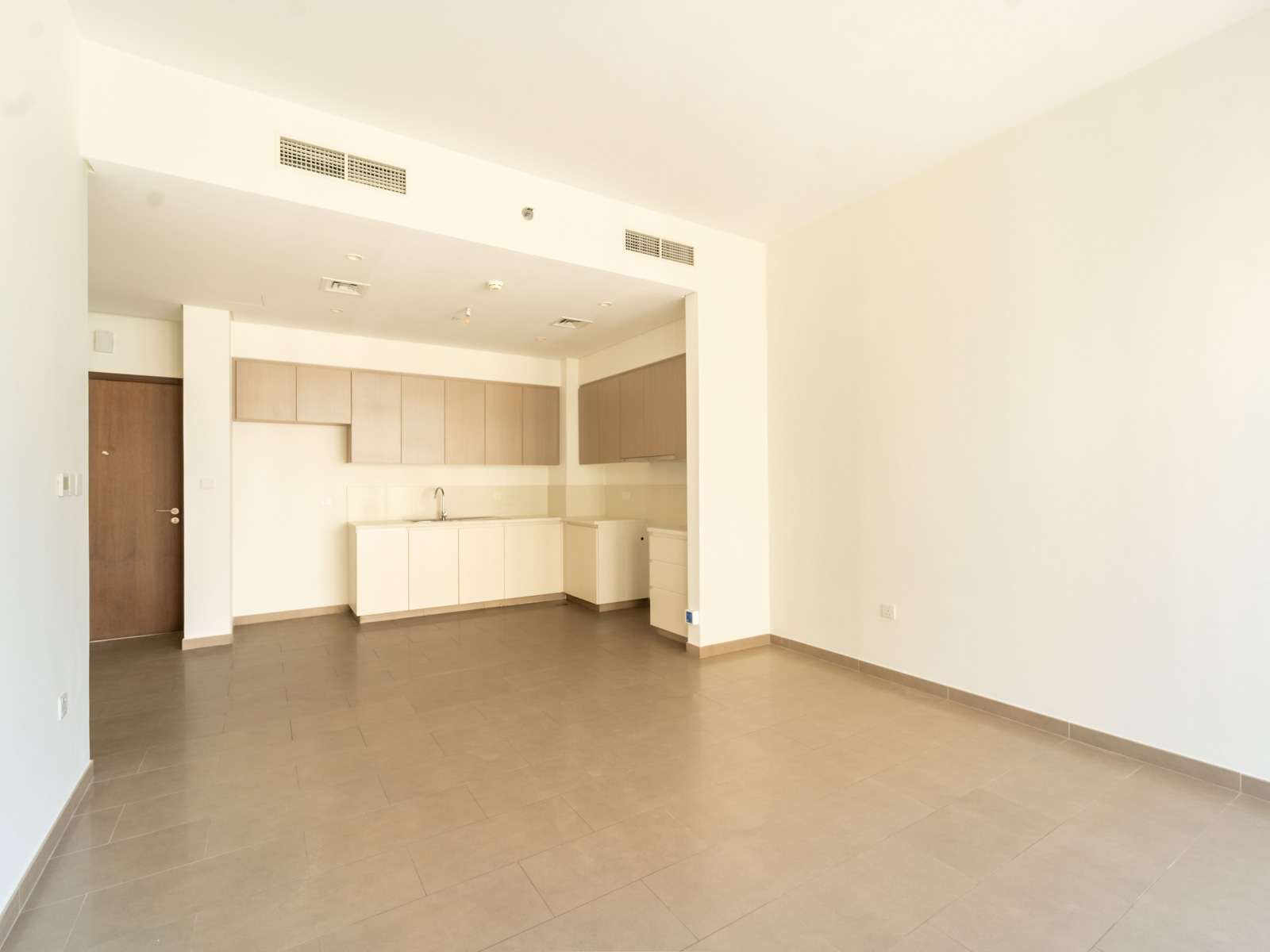 Exclusive | High Floor | Vacant Now