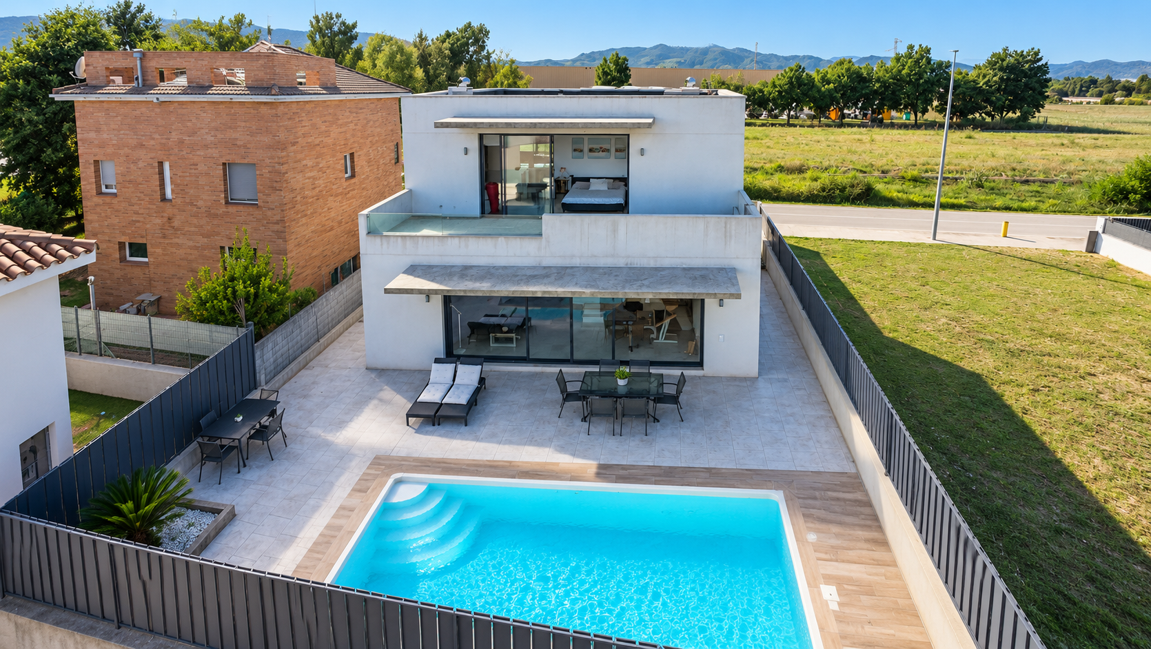 Elegant chalet with private pool in Melianta: contemporary design, terrace, and double garage, near Banyoles.