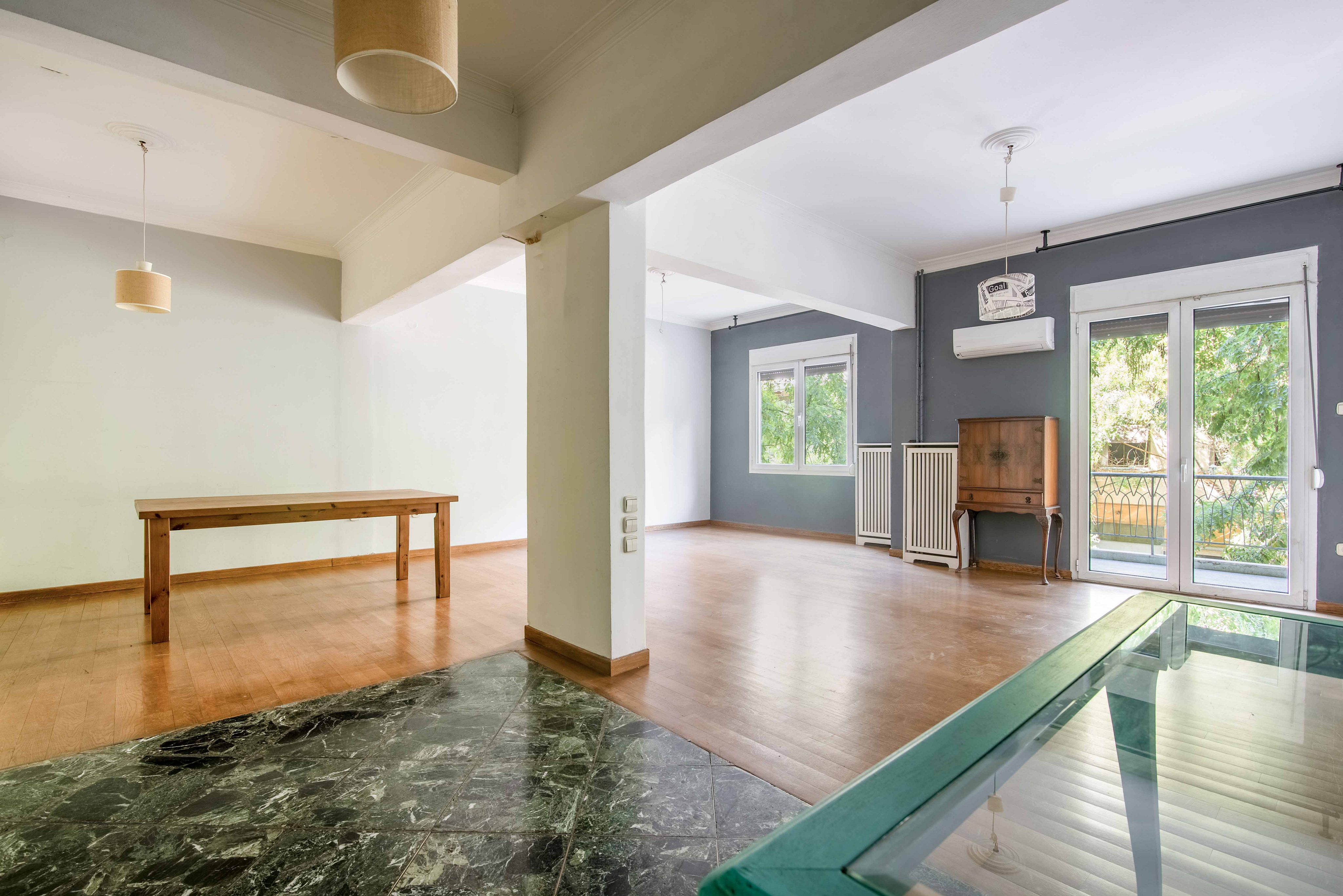 Beautiful first floor apartment in central Athens