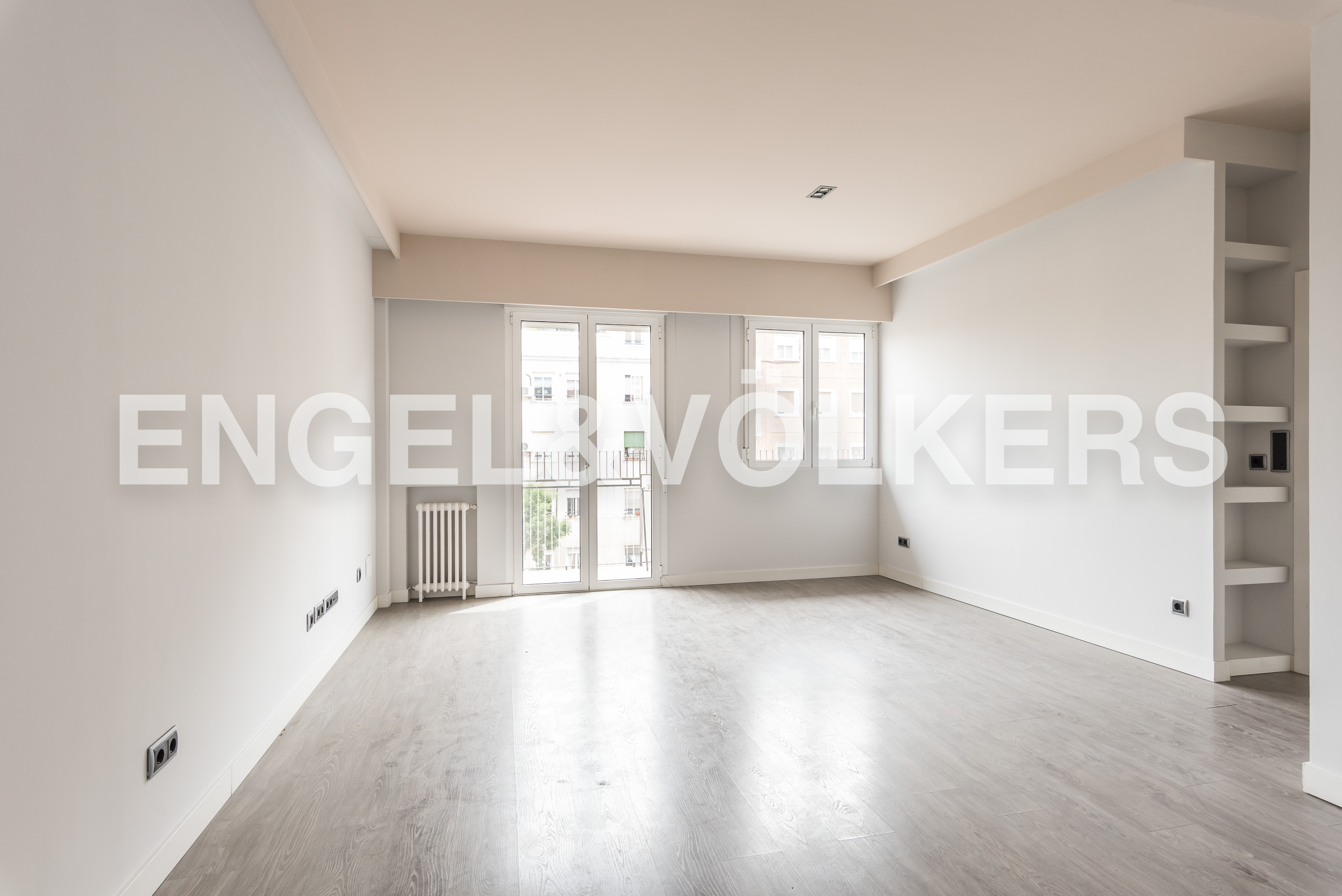 Apartment with terrace in Cavanilles