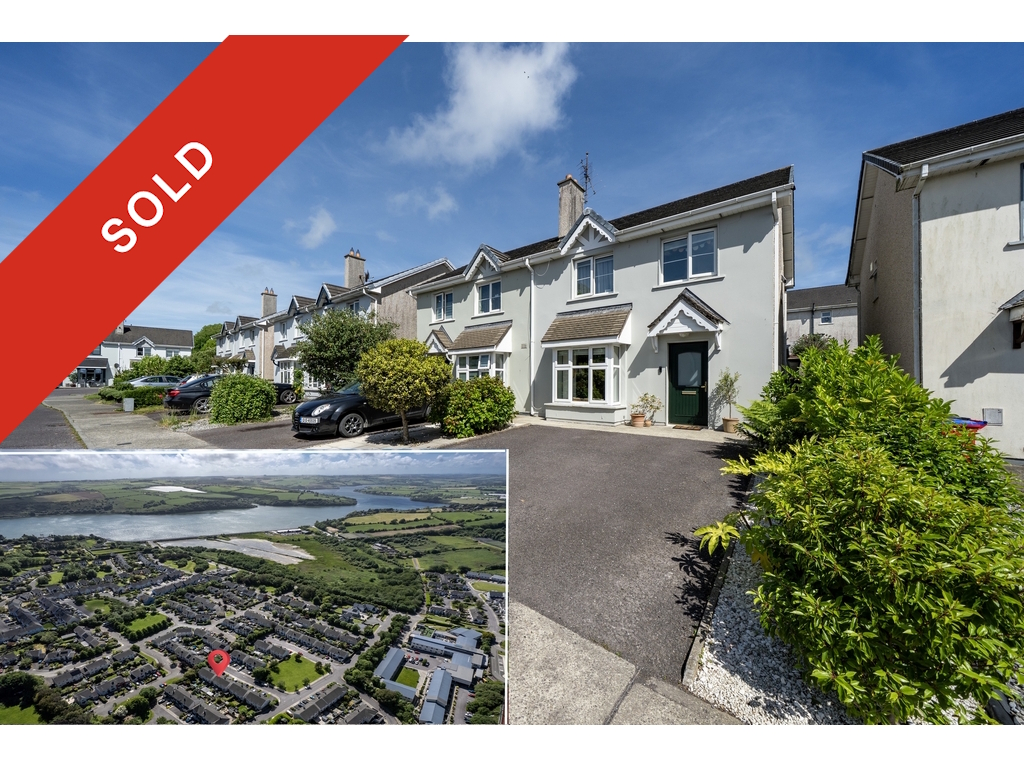 Immaculate Turnkey Family Home in a Quiet Cul-de-Sac Setting