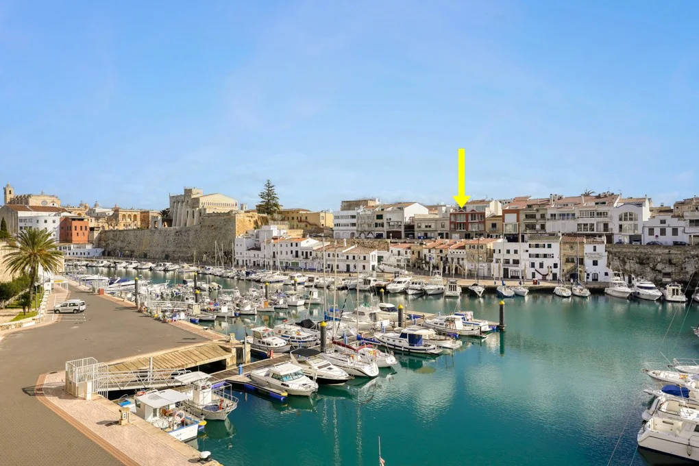 Family apartment overlooking the port of Ciutadella, Menorca