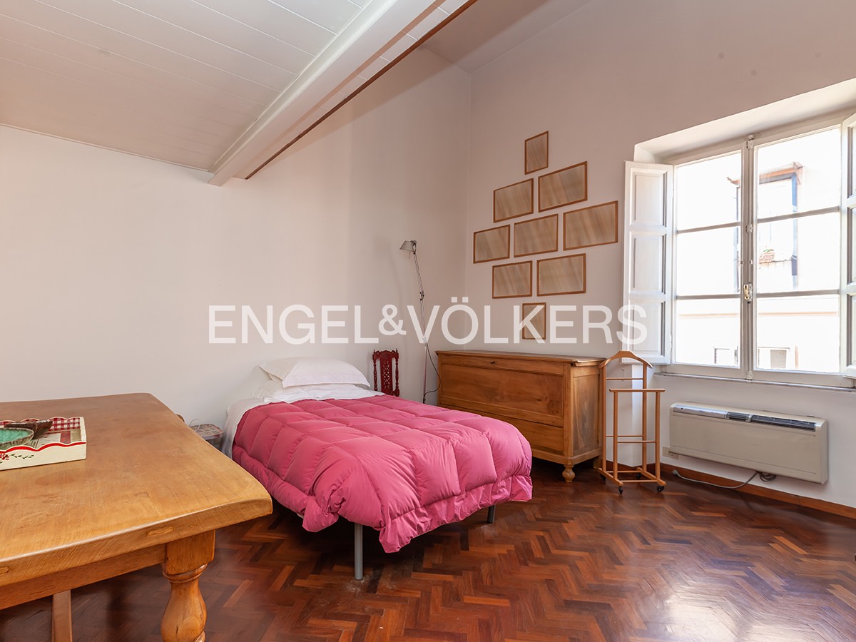 Quiet apartment on Via Flavia