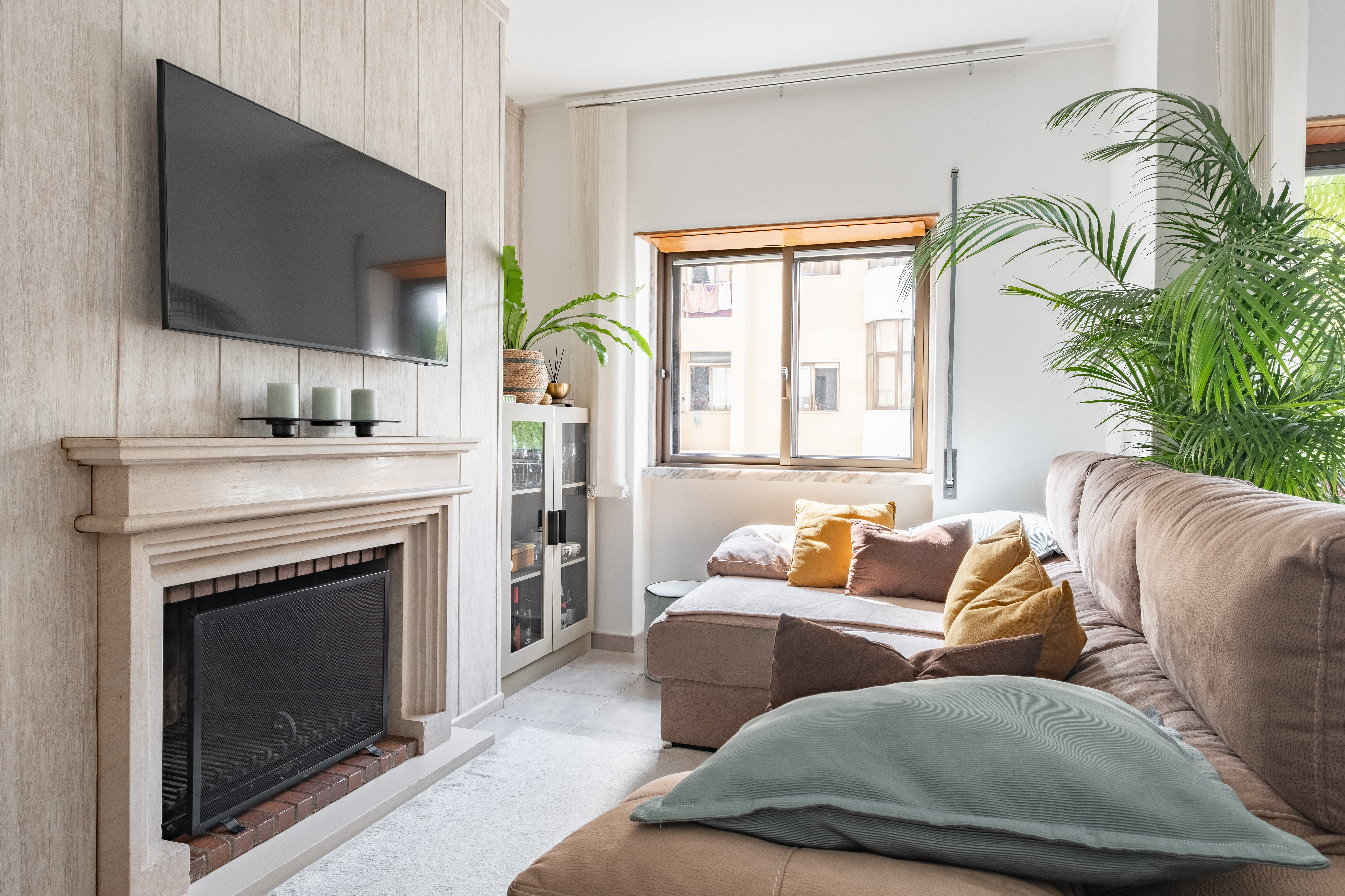 Renovated apartment with two balconies in Pragal