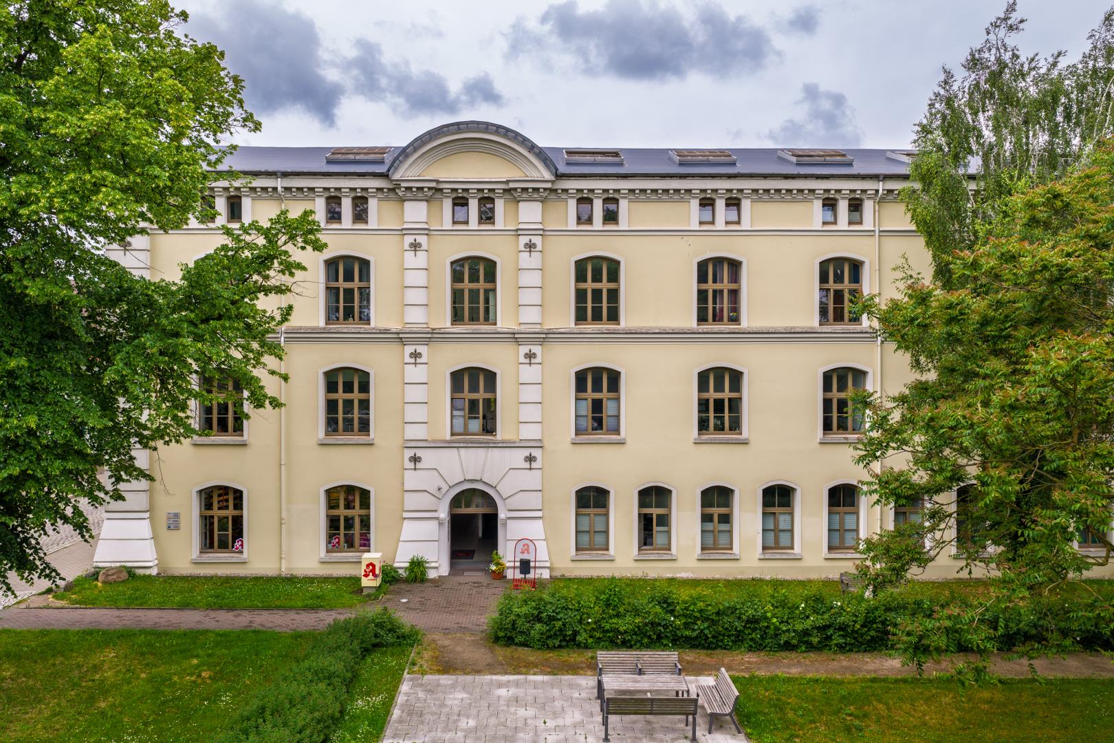 Historisches Provianthaus: Gesundheits- und Wohnensemble