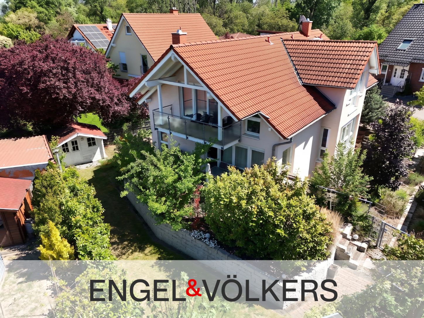 Freistehendes Einfamilienhaus in idyllischer, ruhiger Lage – großzügiges Wohnen für die ganze Familie