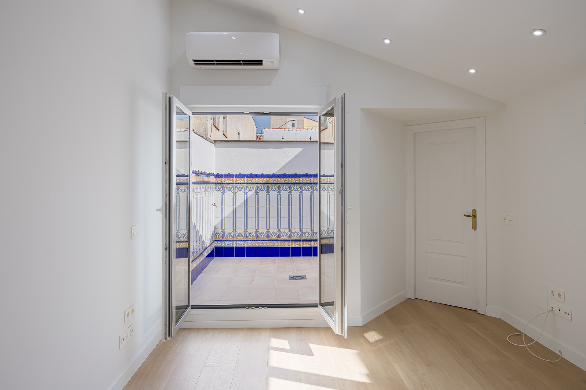Brand-new penthouse with terrace