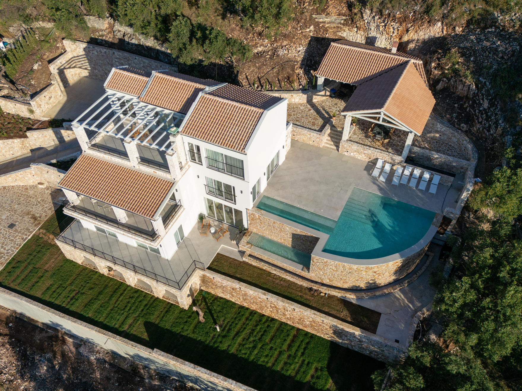 Luxuriöse Villa mit Meerblick in Nissaki, Korfu
