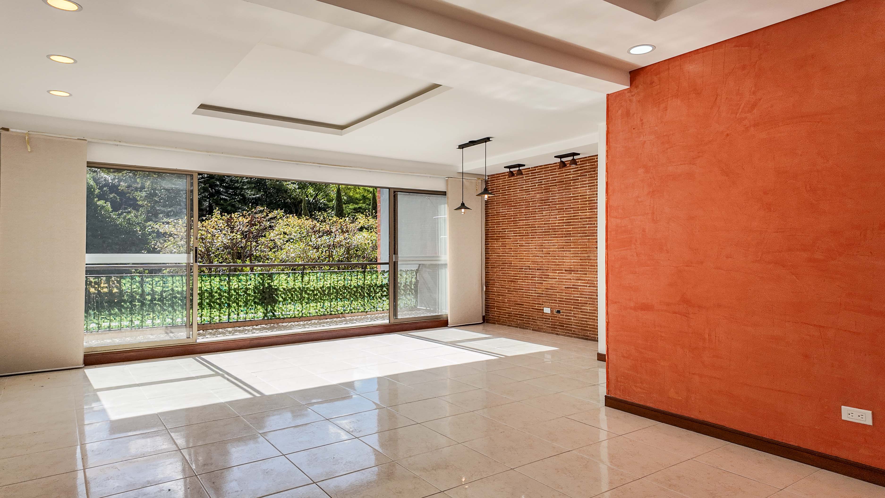 Apartamento con clubhouse para venta en La Frontera, Envigado