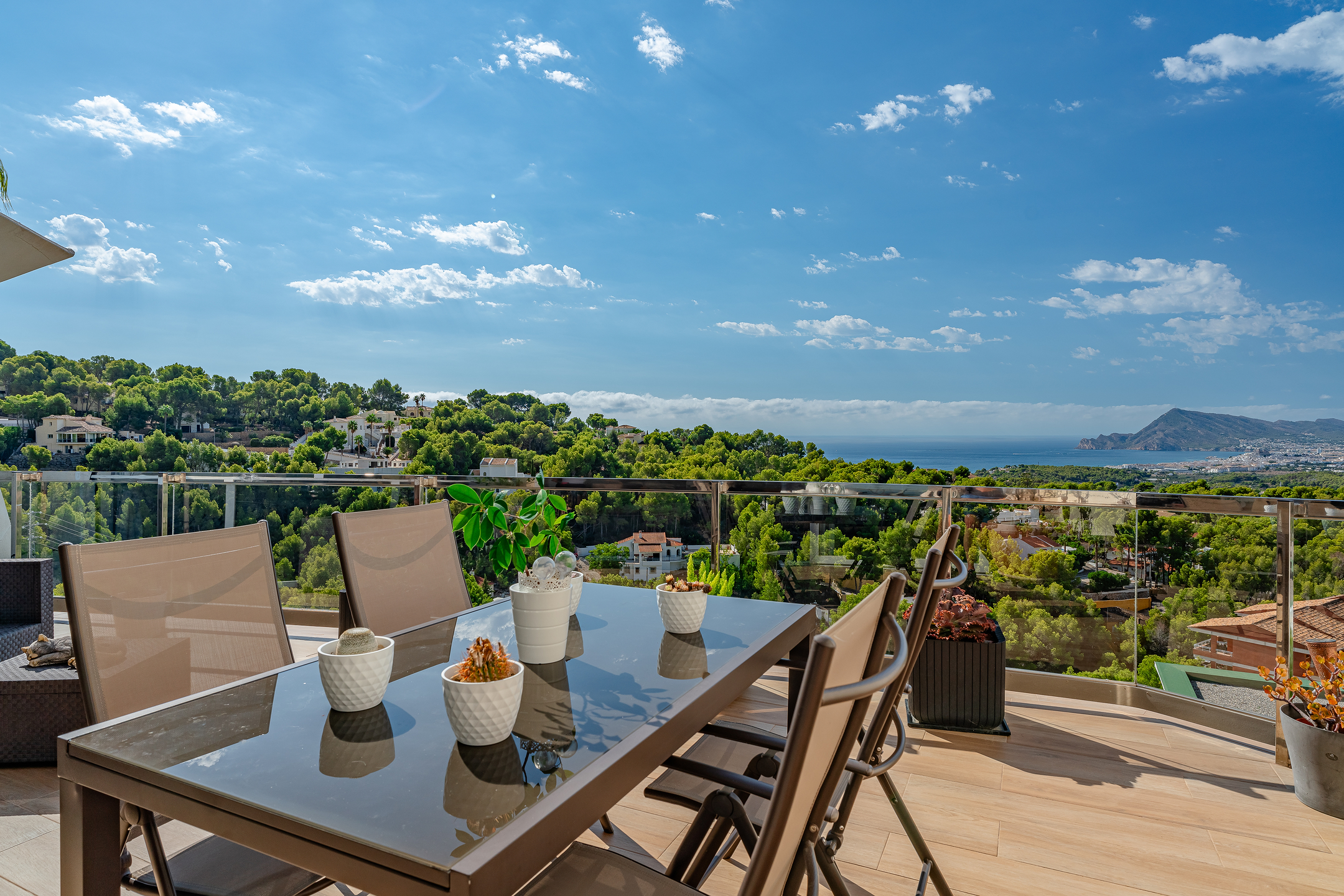 Penthouse with infinite sea views in Altea