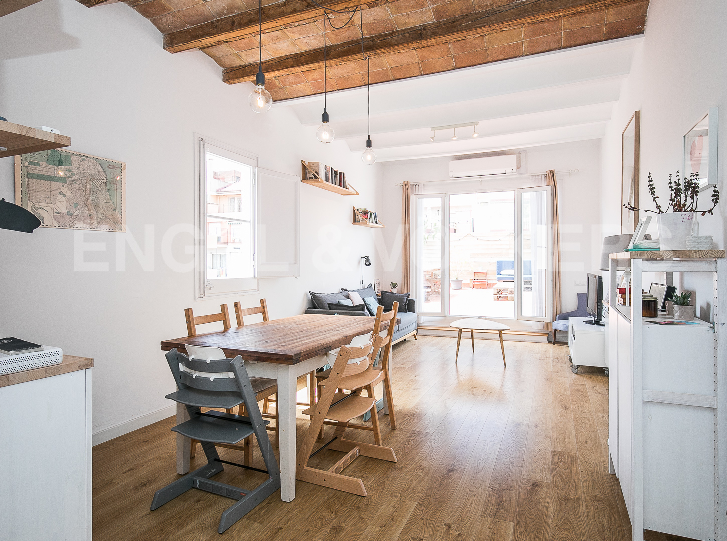 Helles, ruhiges Penthouse mit privater Terrasse im Eixample