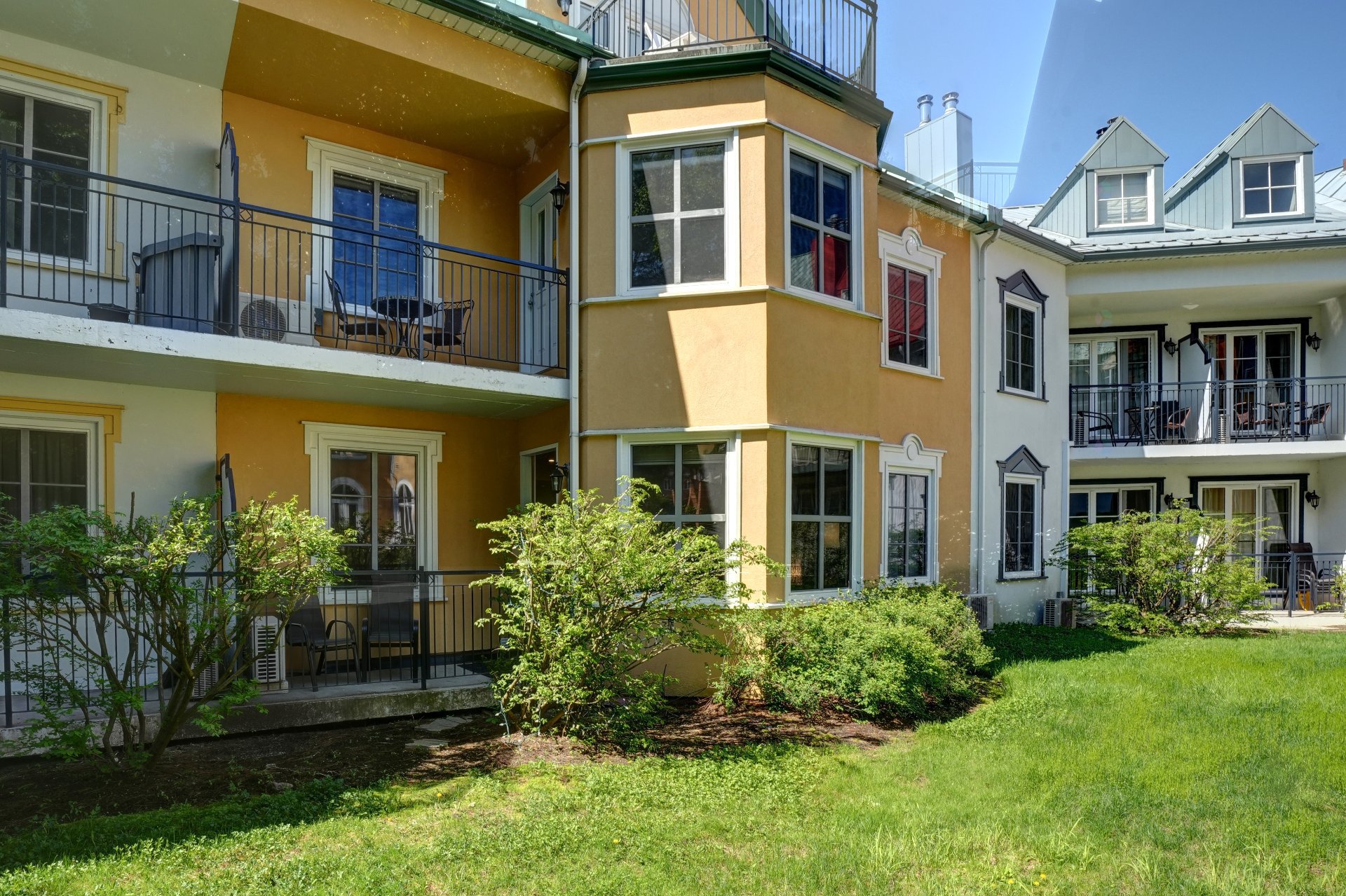 Charming Condo at Base of Ski Hill - Mont Tremblant
