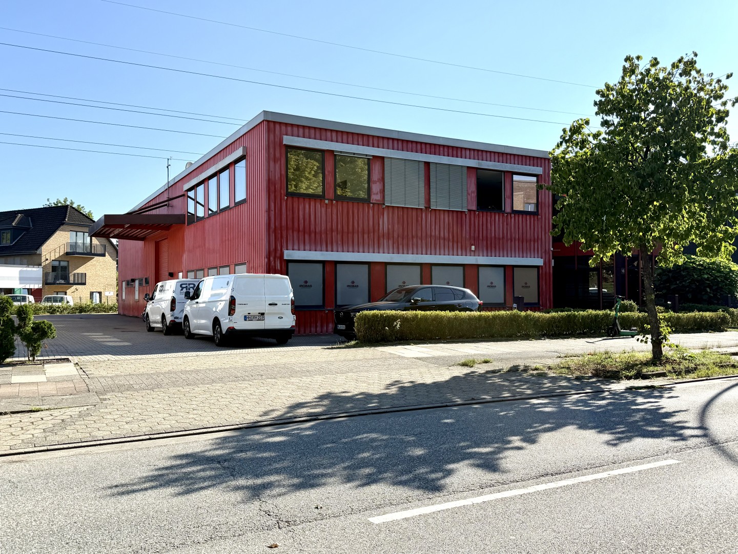 Lager- und Büroflächen in zentraler Lage