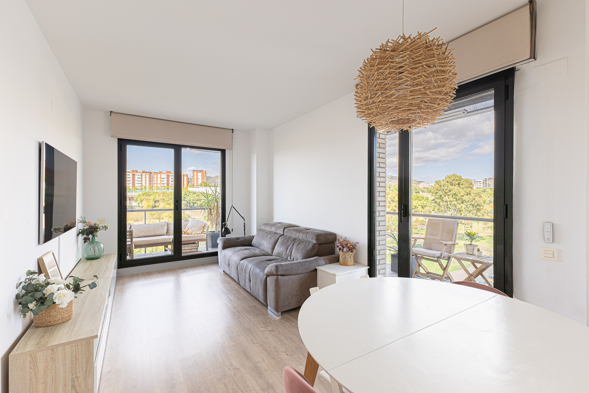 Apartment with large terrace surrounded by nature