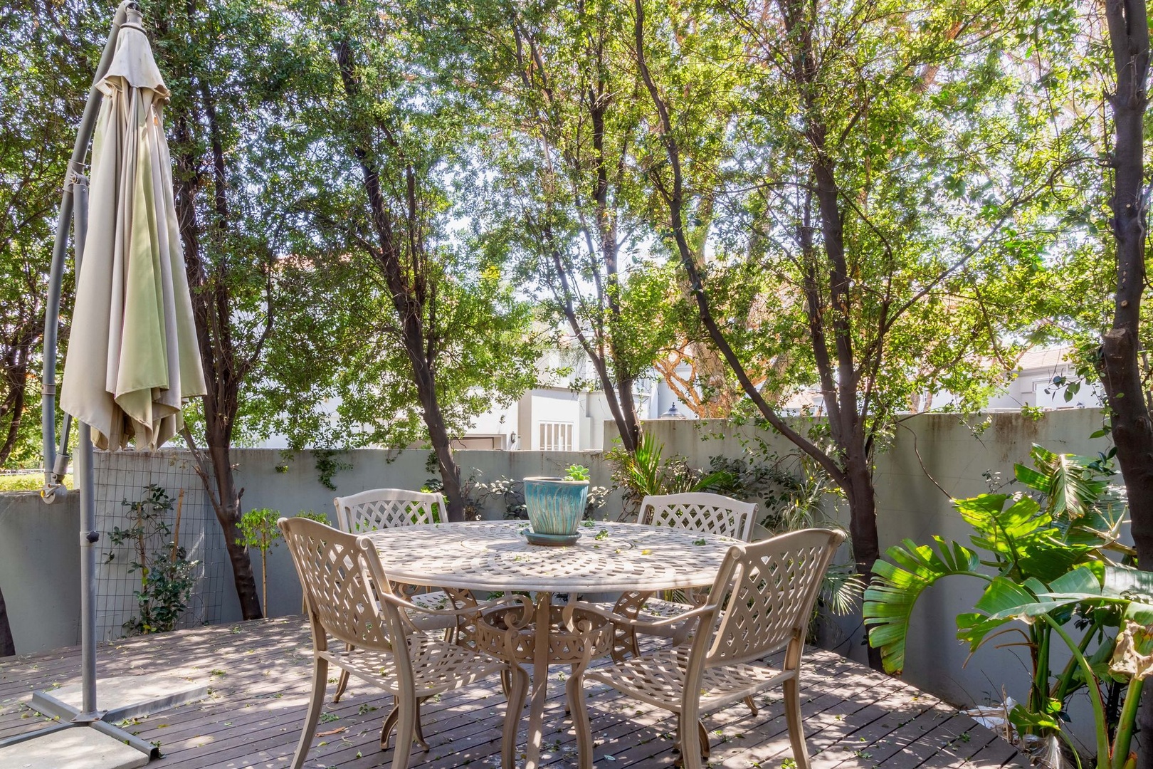 Modern 3 Bedroom Townhouse, Eagle Canyon Golf Estate