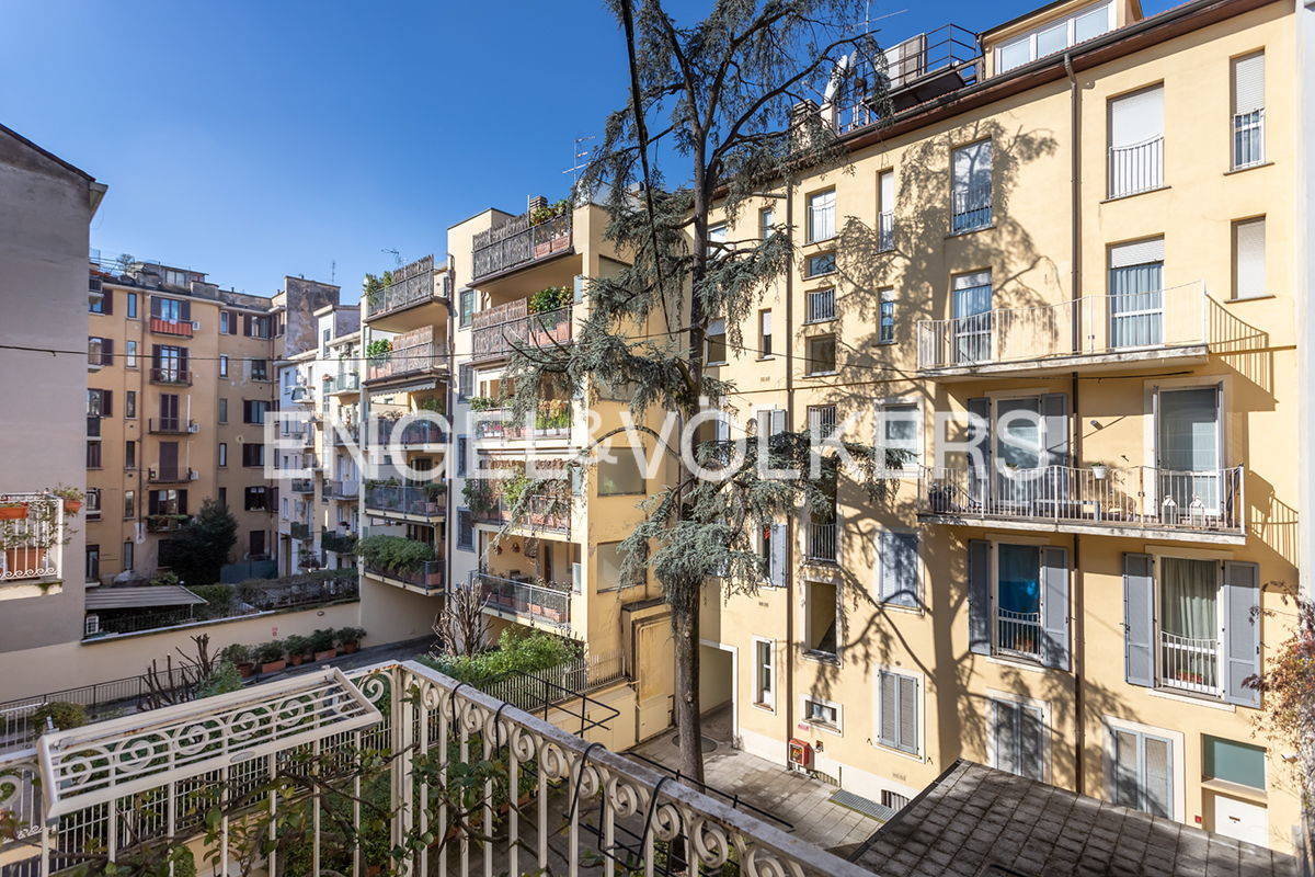Elegant apartment in Buonarroti area
