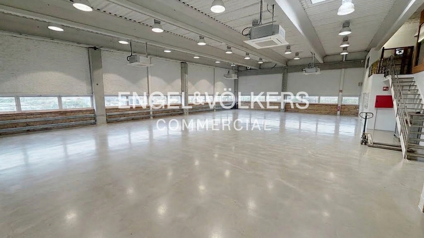 Nave Industrial en alquiler en Montigala